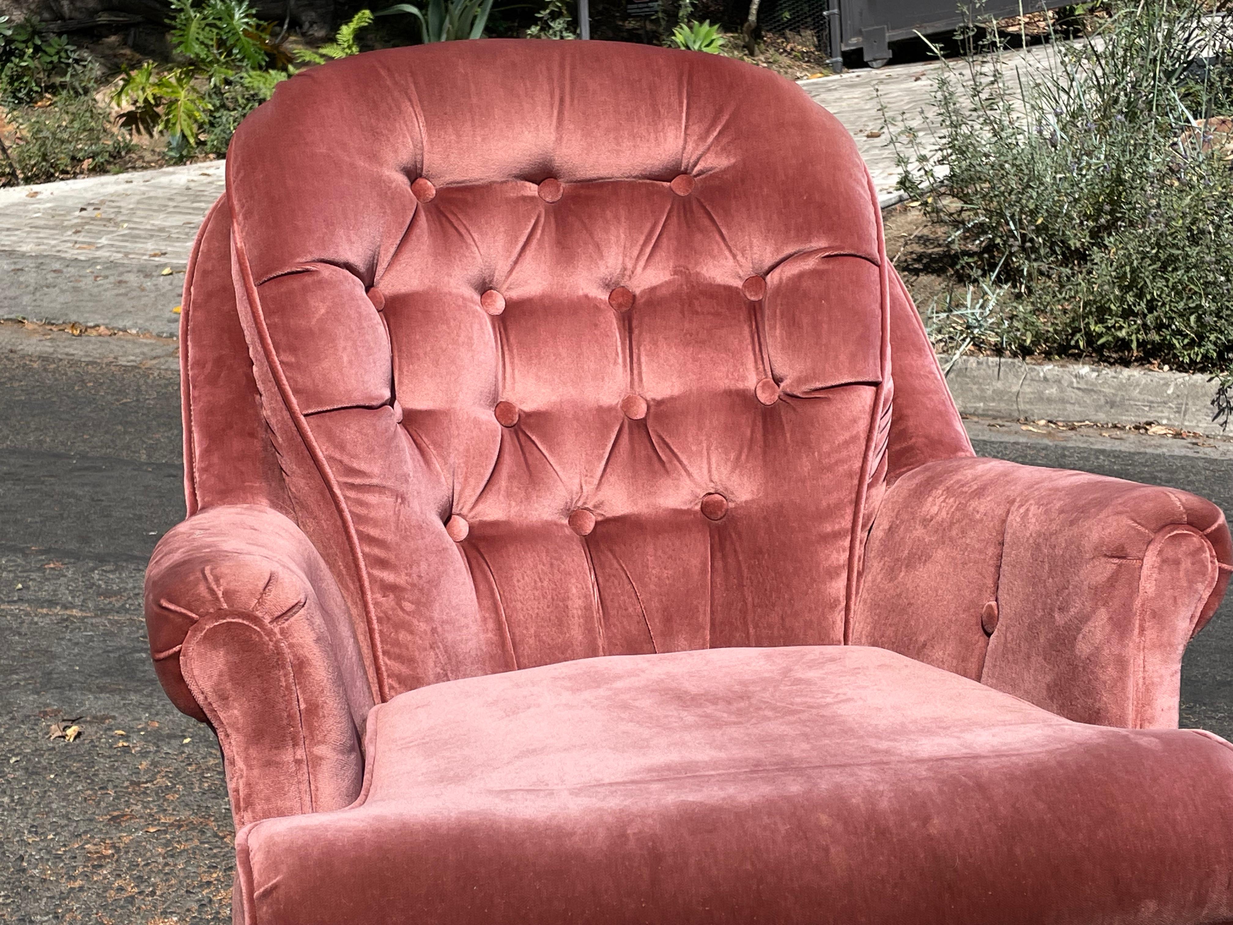 Mid-Century Modern Mid-Century Pink Velvet Swivel Chairs, circa 1960s