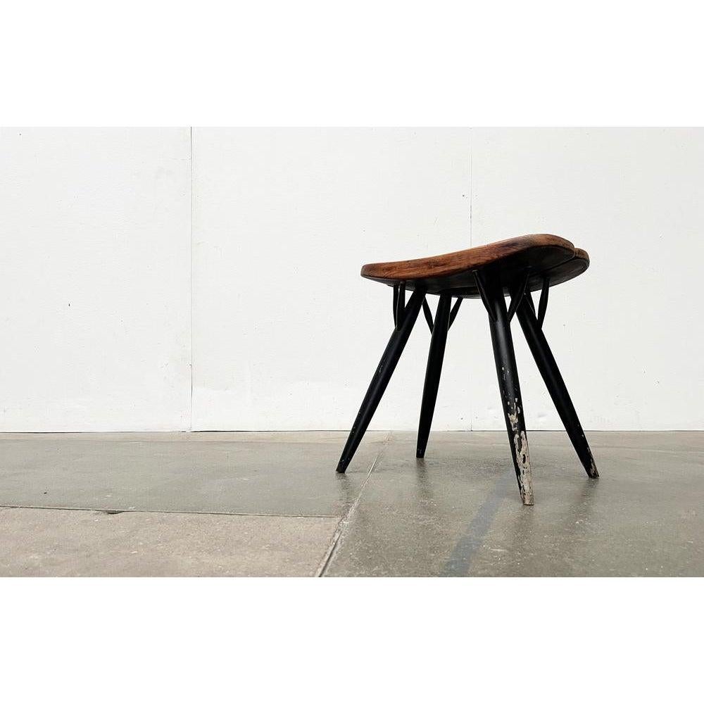 Tabouret Pirkka du milieu du siècle dernier par Ilmari Tapiovaara pour Laukaan Puu Bon état - En vente à Hamburg, DE