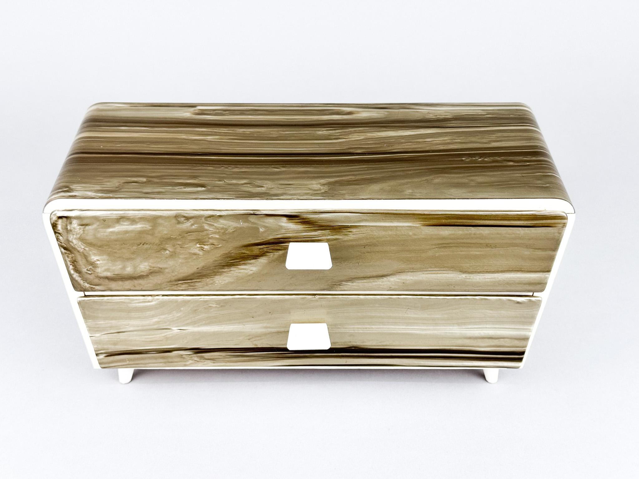Mid-Century Modern Boîte à bijoux en plastique du milieu du siècle avec finition brillante, années 1950 en vente
