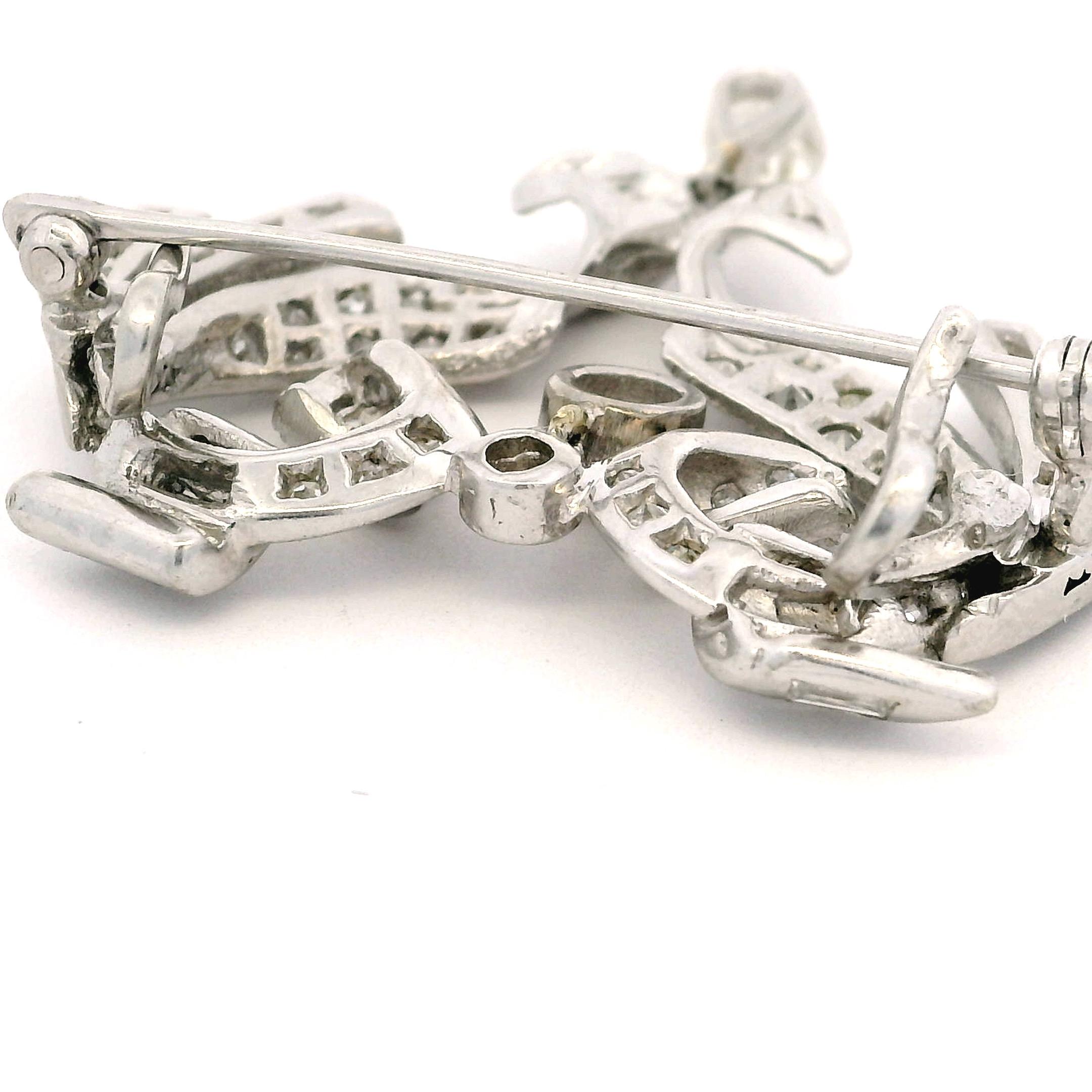 Collana con spilla-pendente convertibile in platino e diamanti di metà secolo, 3,00 carati in vendita 14