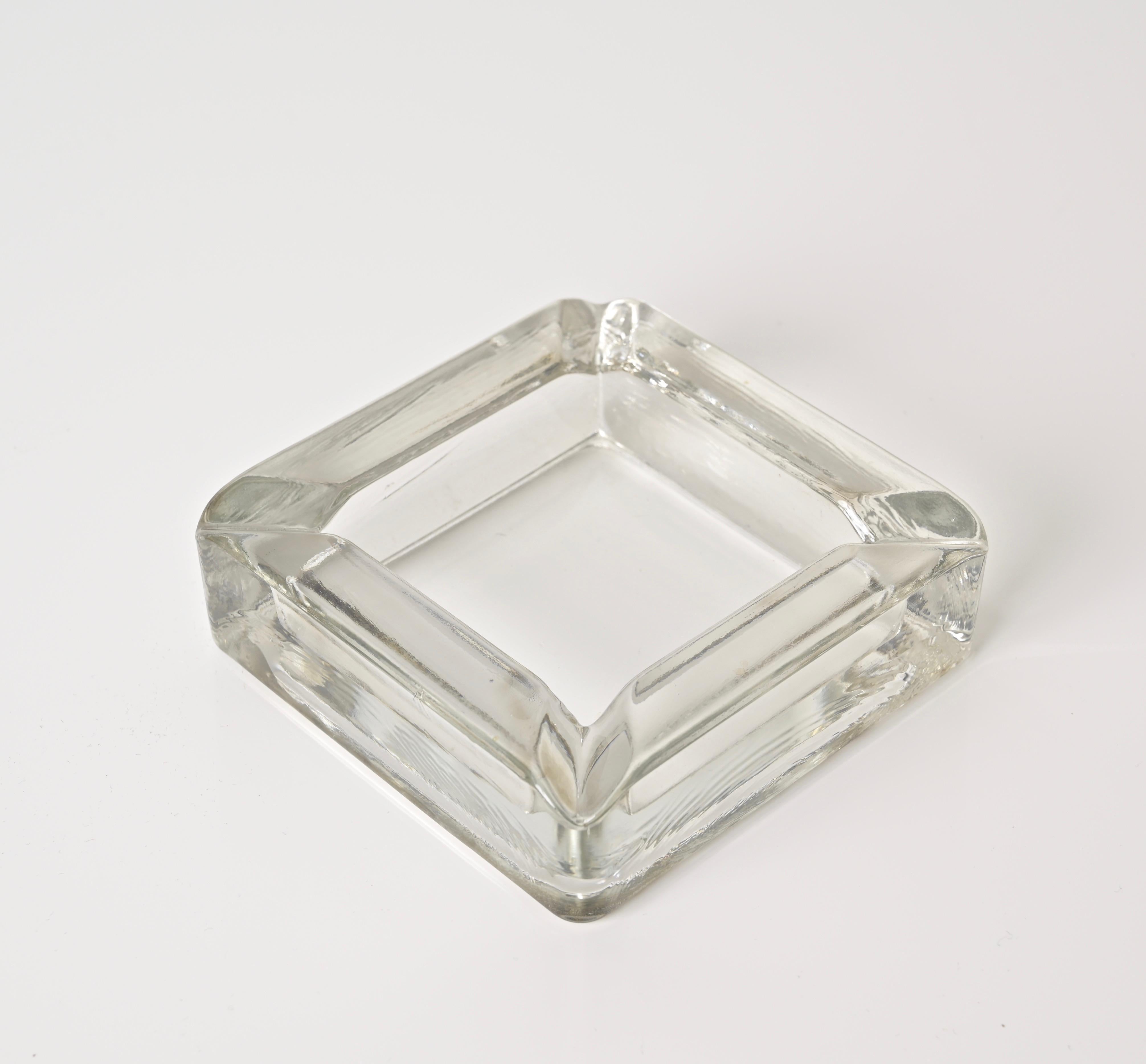 Cristal Cendrier du milieu du siècle dernier en cuir plissé et verre cristal de Jacques Adnet, 1970 en vente