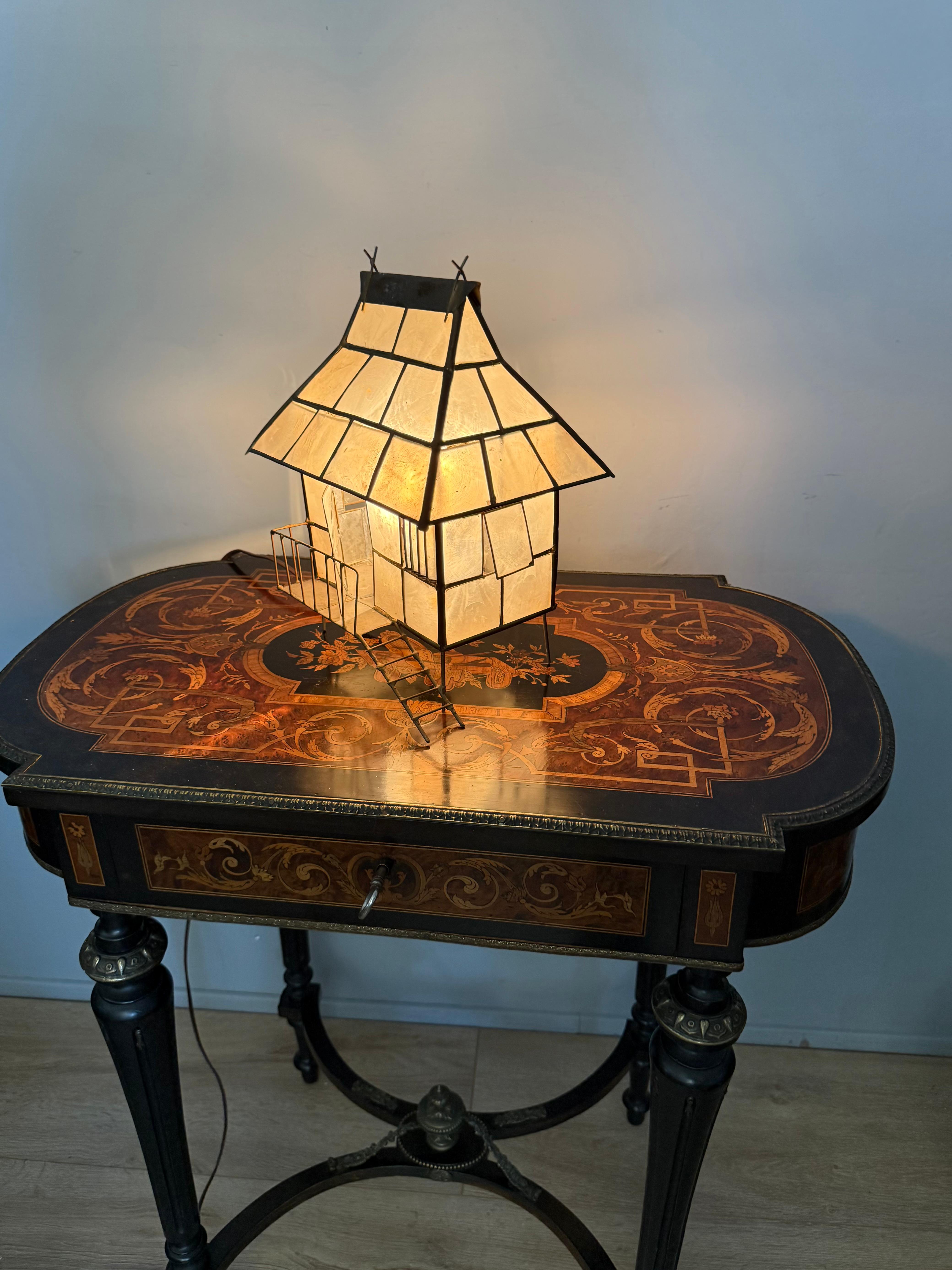 Mid-Century Plexiglass and Brass Miniature House Table Lamp, Handcrafted, 1950s For Sale 9