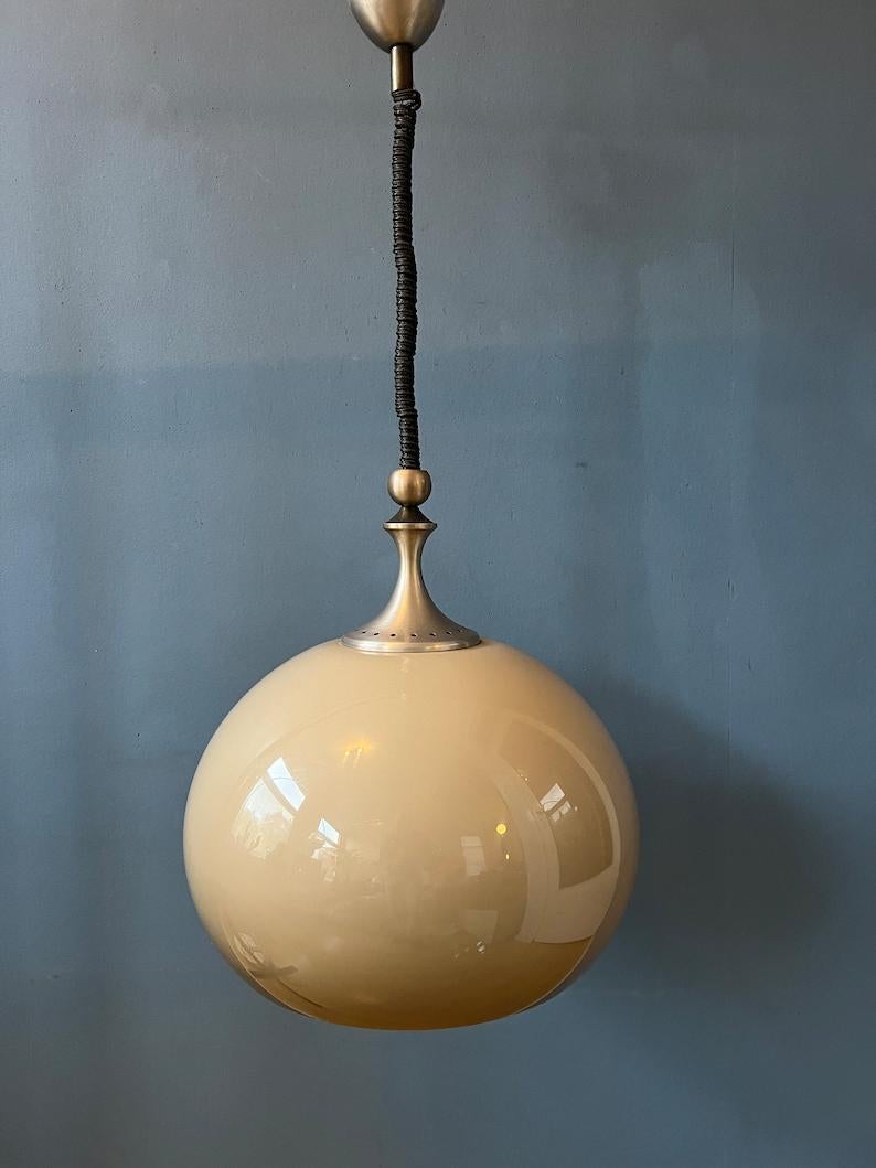 Mid Century Plexiglass Space Age Mushroom Pendant Lamp by Dijkstra, 1970s For Sale 1