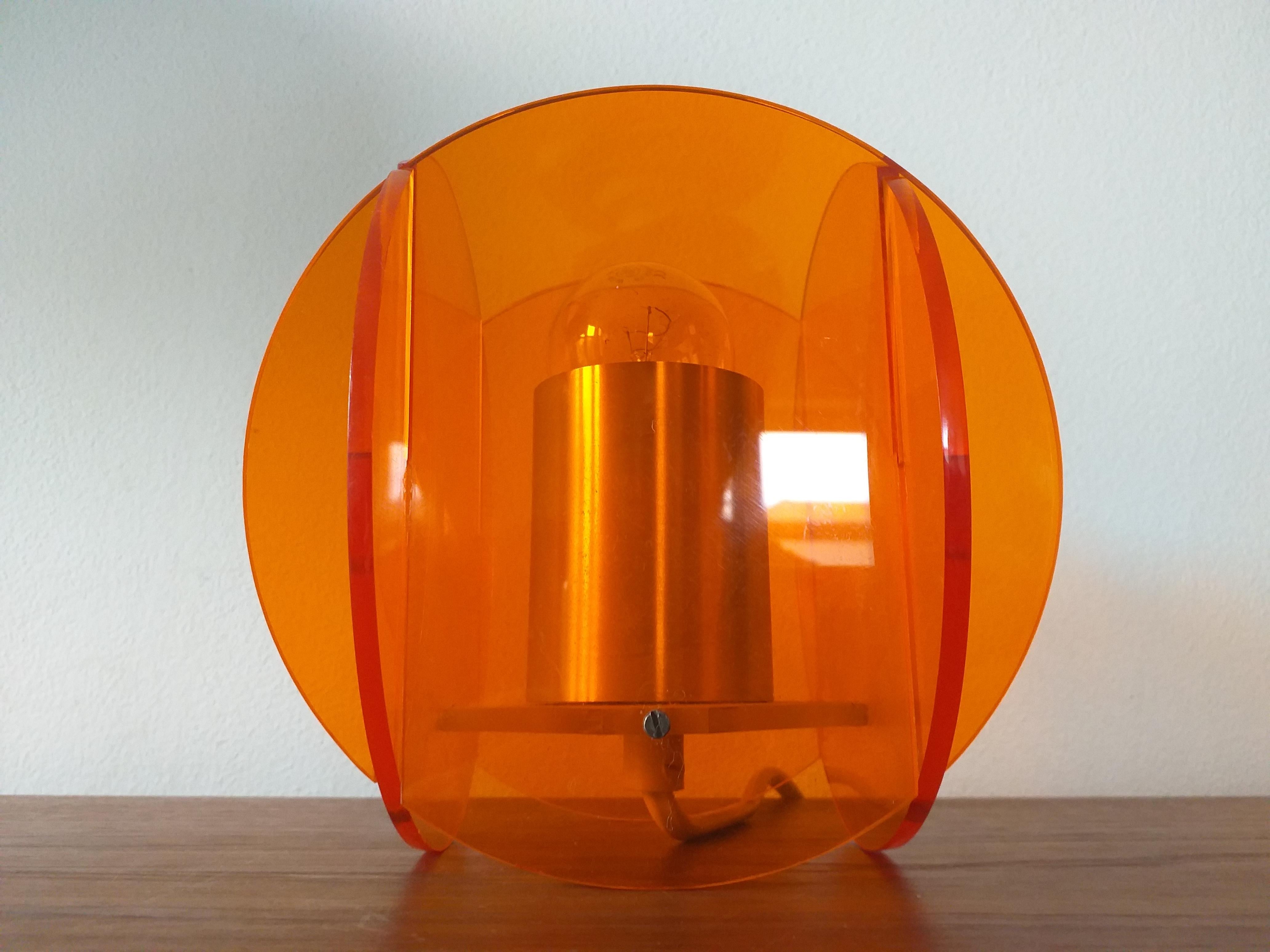 Metal Midcentury Plexiglass Table Lamp, 1970s