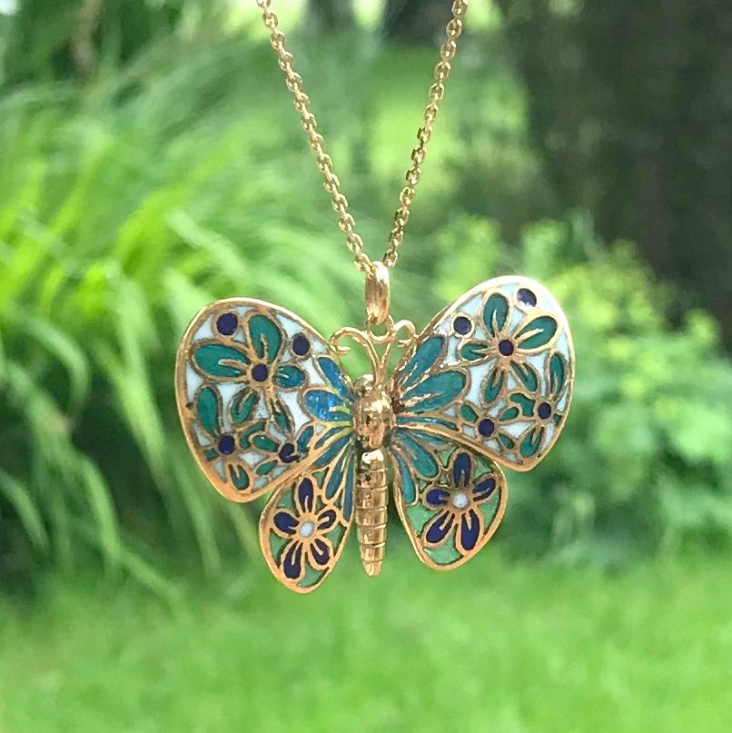 Midcentury Plique-à-Jour Butterfly Pendant, circa 1970 In Good Condition In Essex, GB