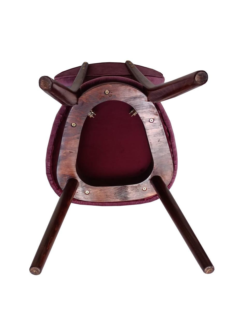 Mid Century Plum Purple Velvet, Walnut Wood, Heart Chair, Poland, 1960s For Sale 1