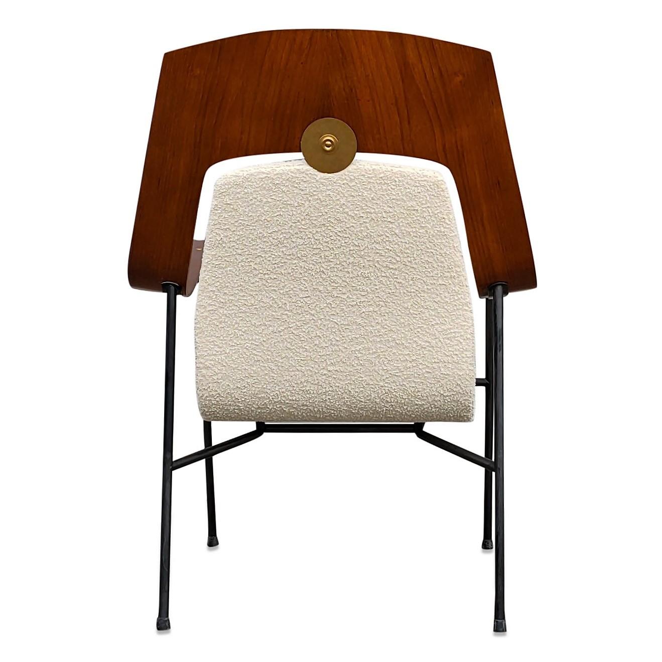 Mid-20th Century Midcentury Plywood and Cream White Armchair Attributed Robin Day, UK, 1960s For Sale