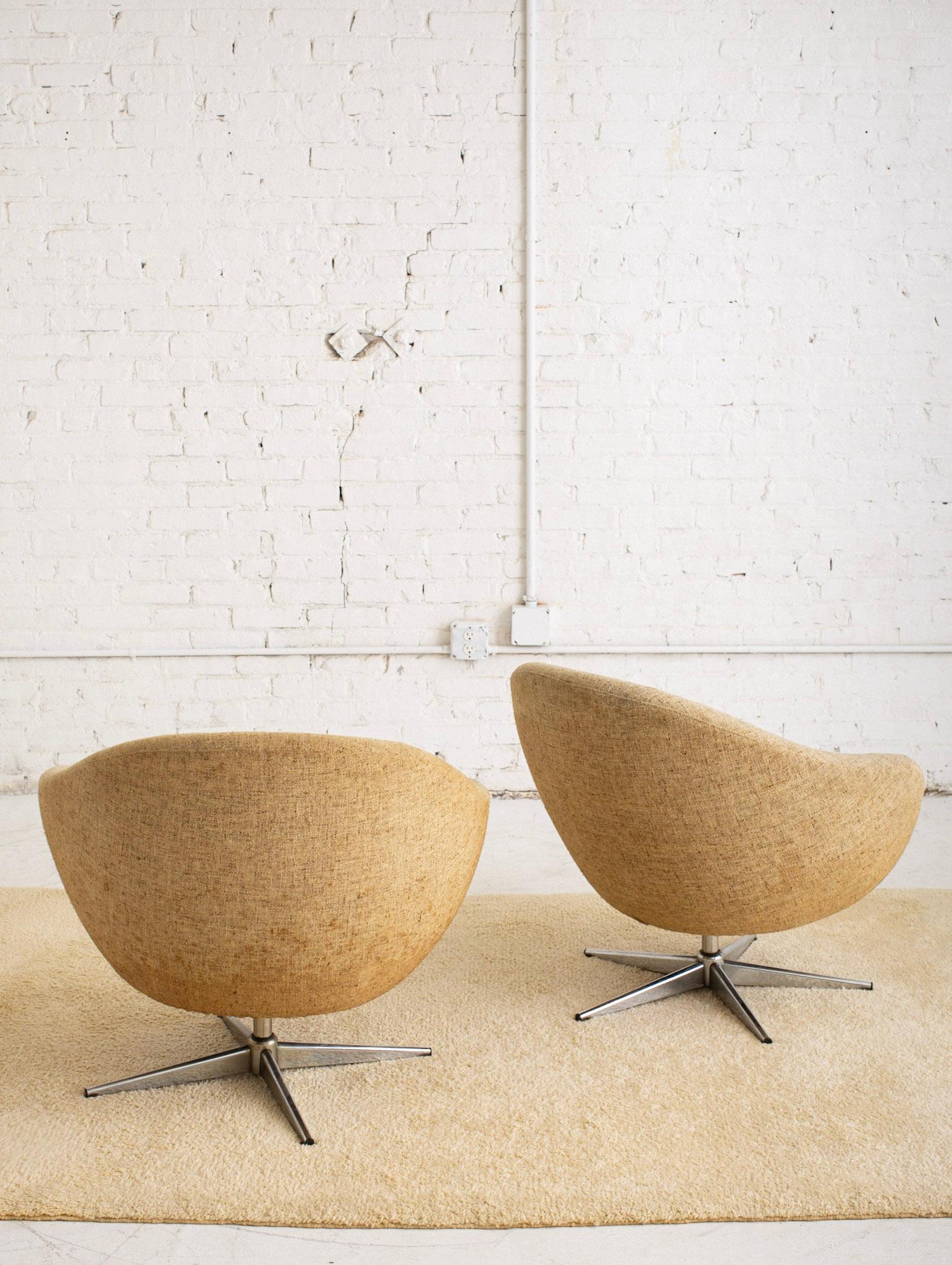 Mid Century Pod Chair by Burris Industries 7