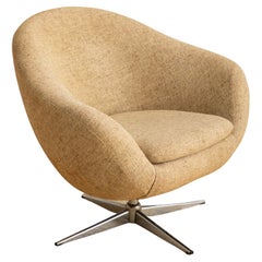 Retro Mid Century Pod Chair by Burris Industries