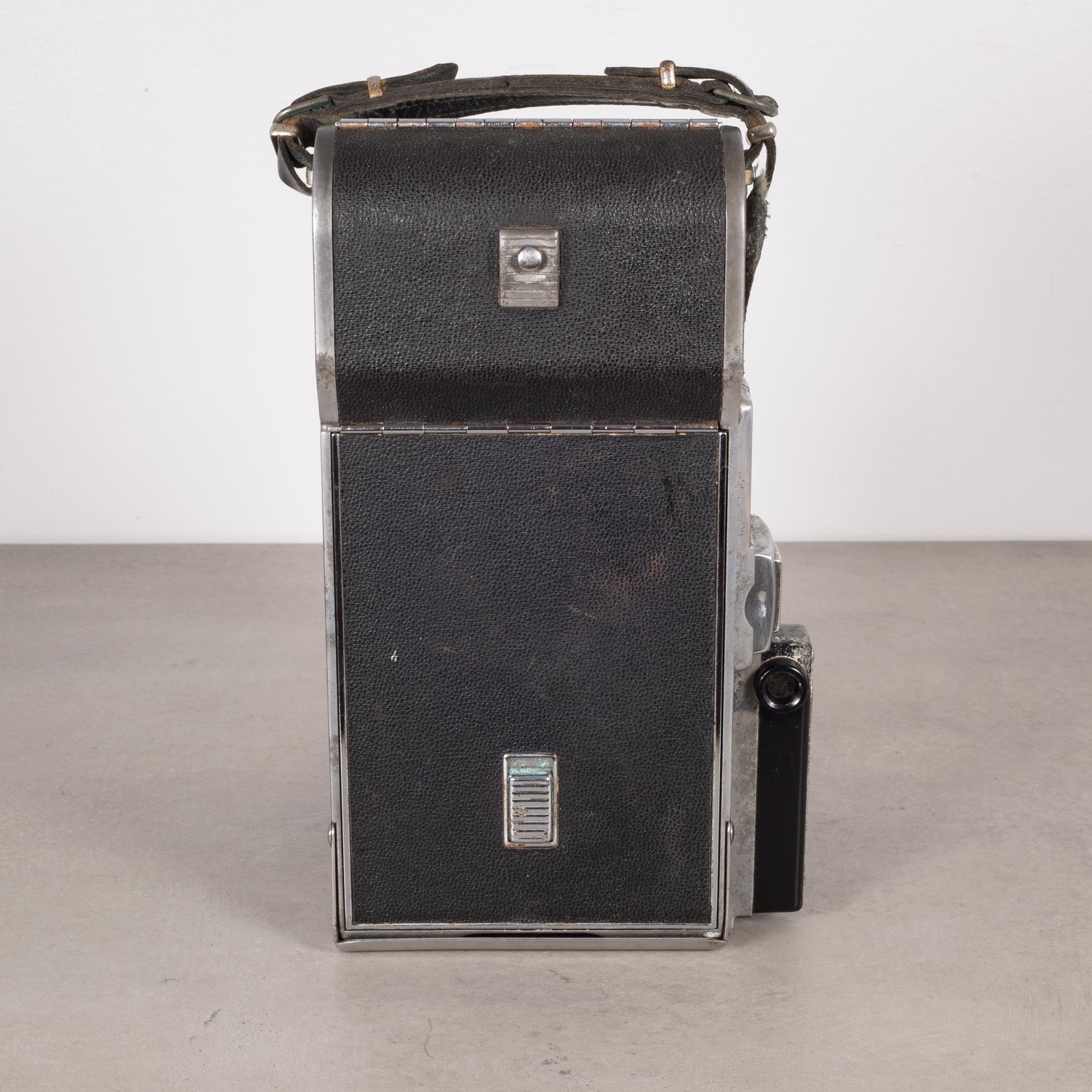Mid-Century Modern Midcentury Polaroid Pathfinder Land Camera, circa 1952-1957