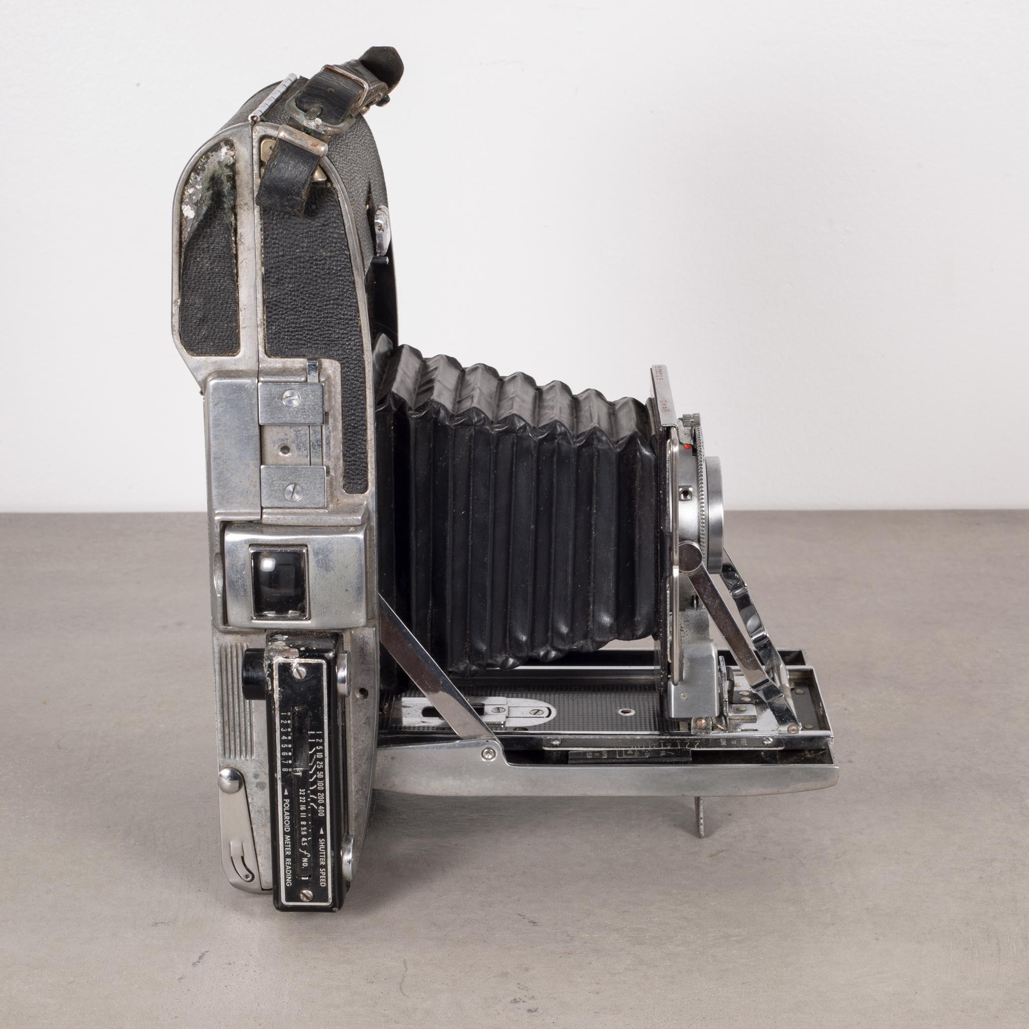 Midcentury Polaroid Pathfinder Land Camera, circa 1952-1957 In Good Condition In San Francisco, CA