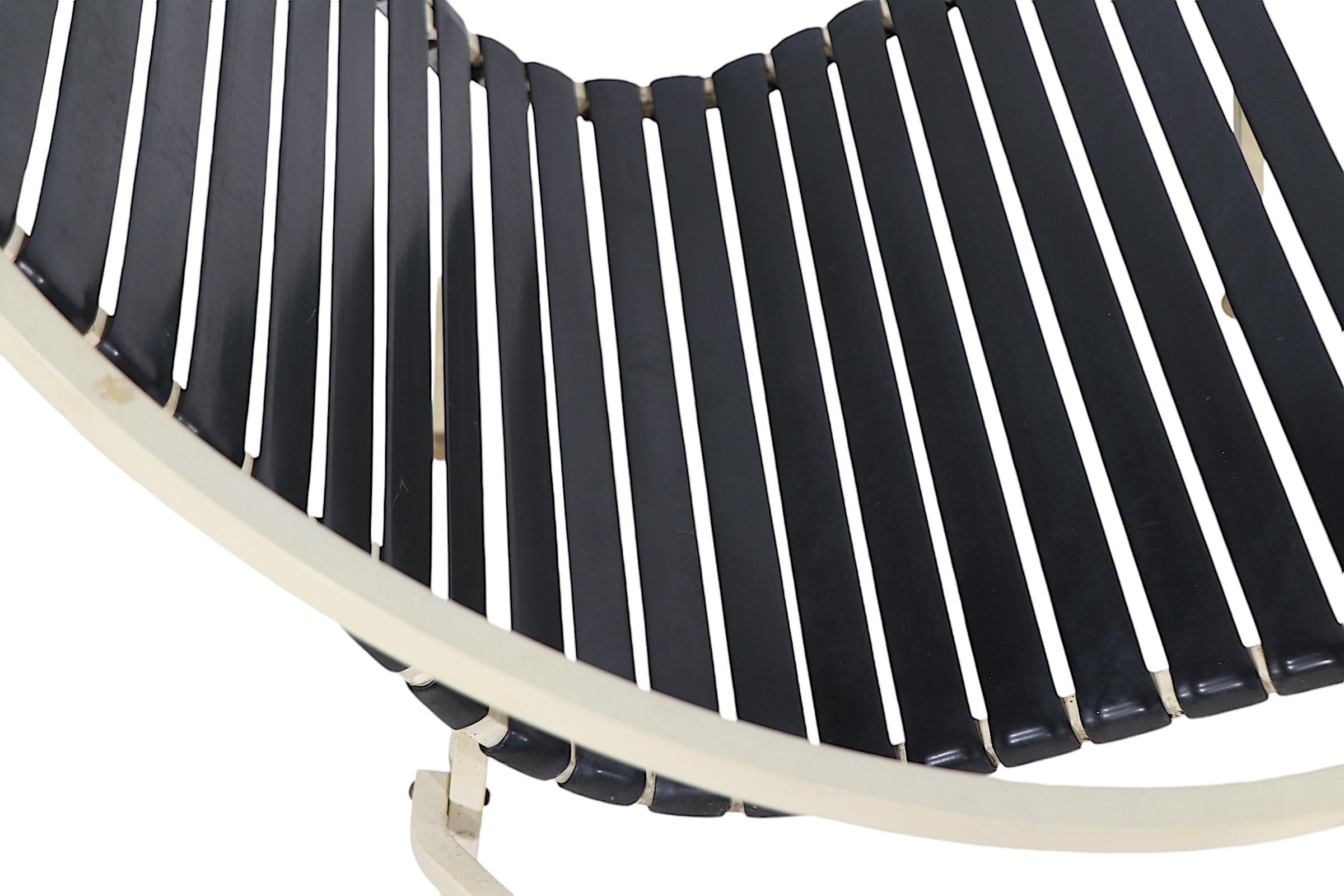 Mid-Century Modern Tête-à-tête de jardin de piscine Mid Century Patio Att. to Woodard c. 1950/70's en vente