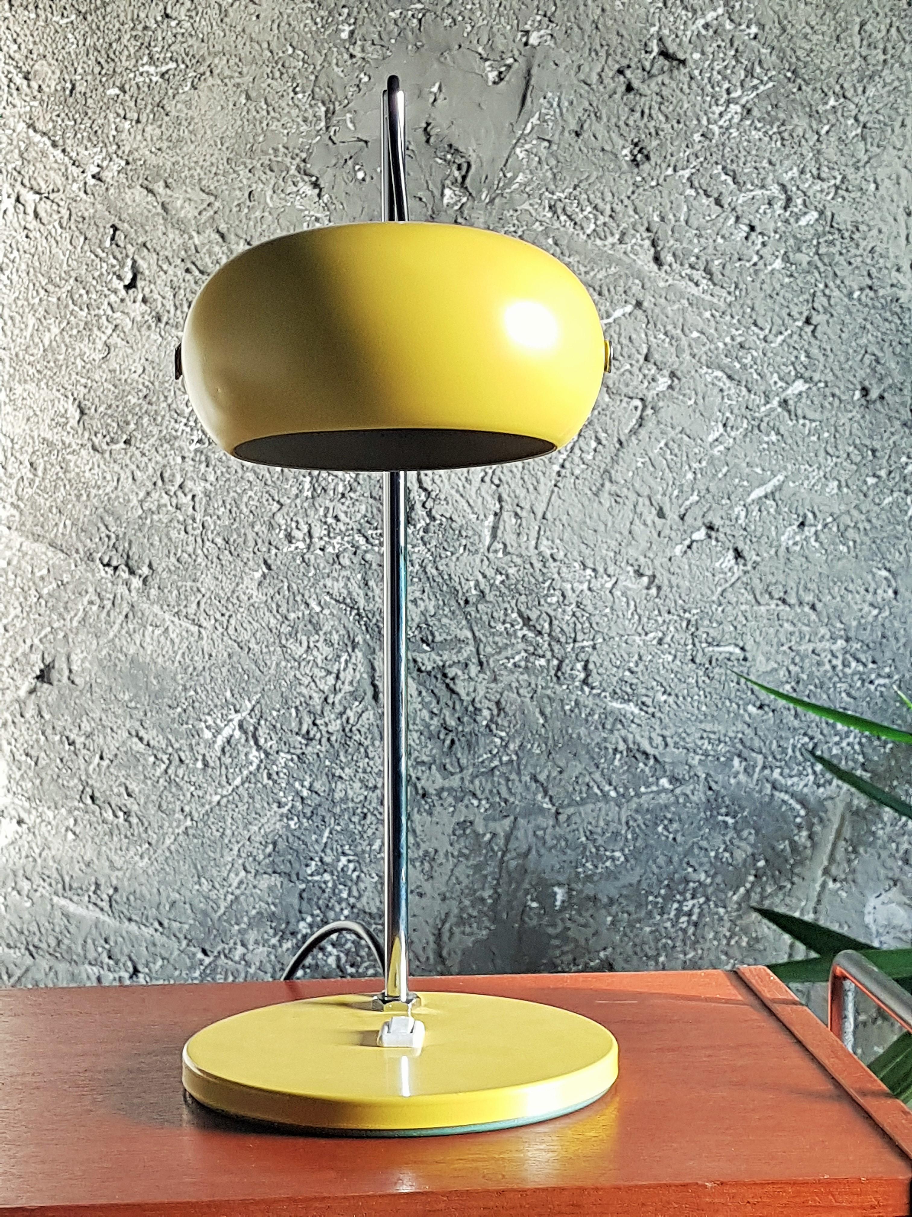 Mid-Century Pop Art Desk Table Lamp, Italy 1970 For Sale 3