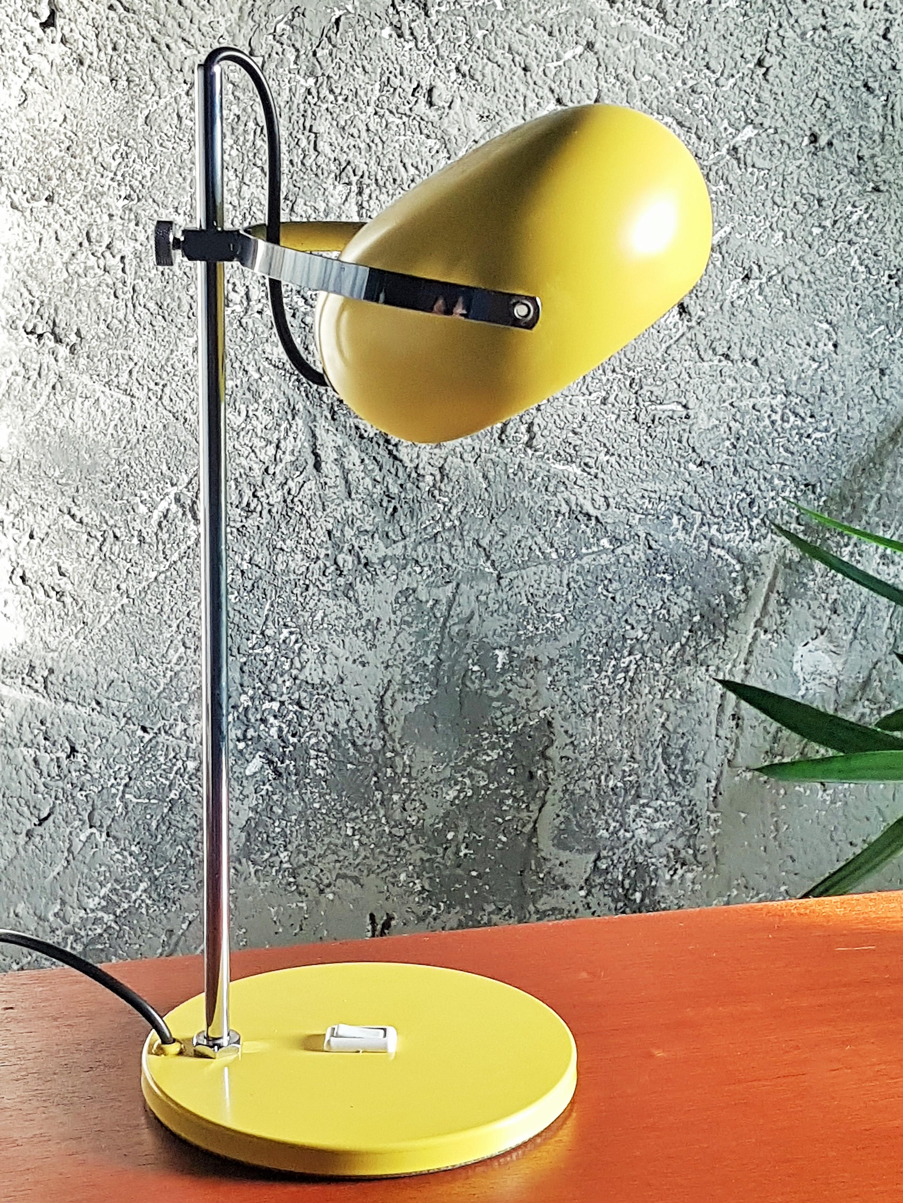 Mid-Century Pop Art Desk Table Lamp, Italy 1970 For Sale 8