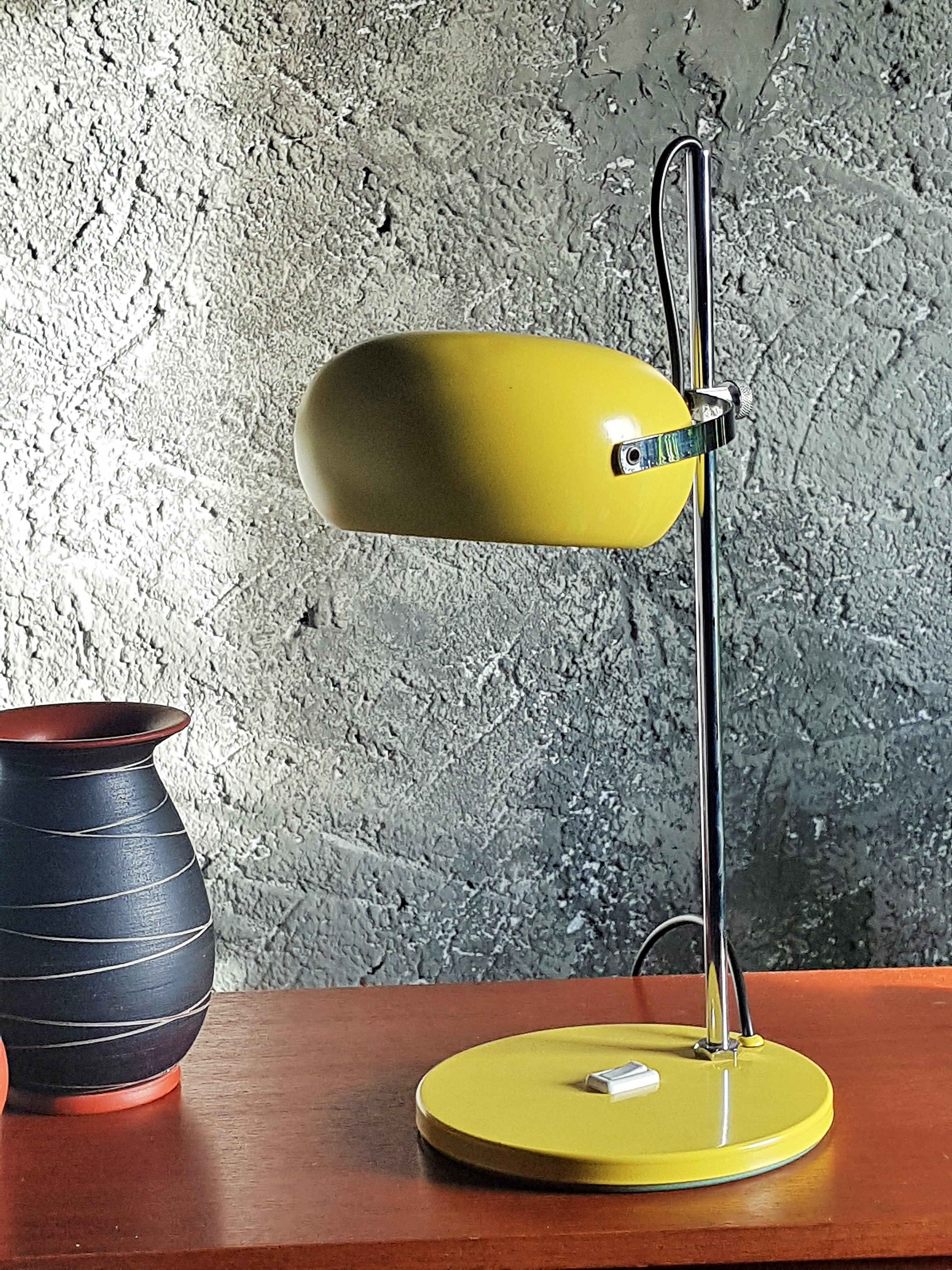 Métal Lampe de bureau Pop Art du milieu du siècle dernier, Italie, 1970 en vente
