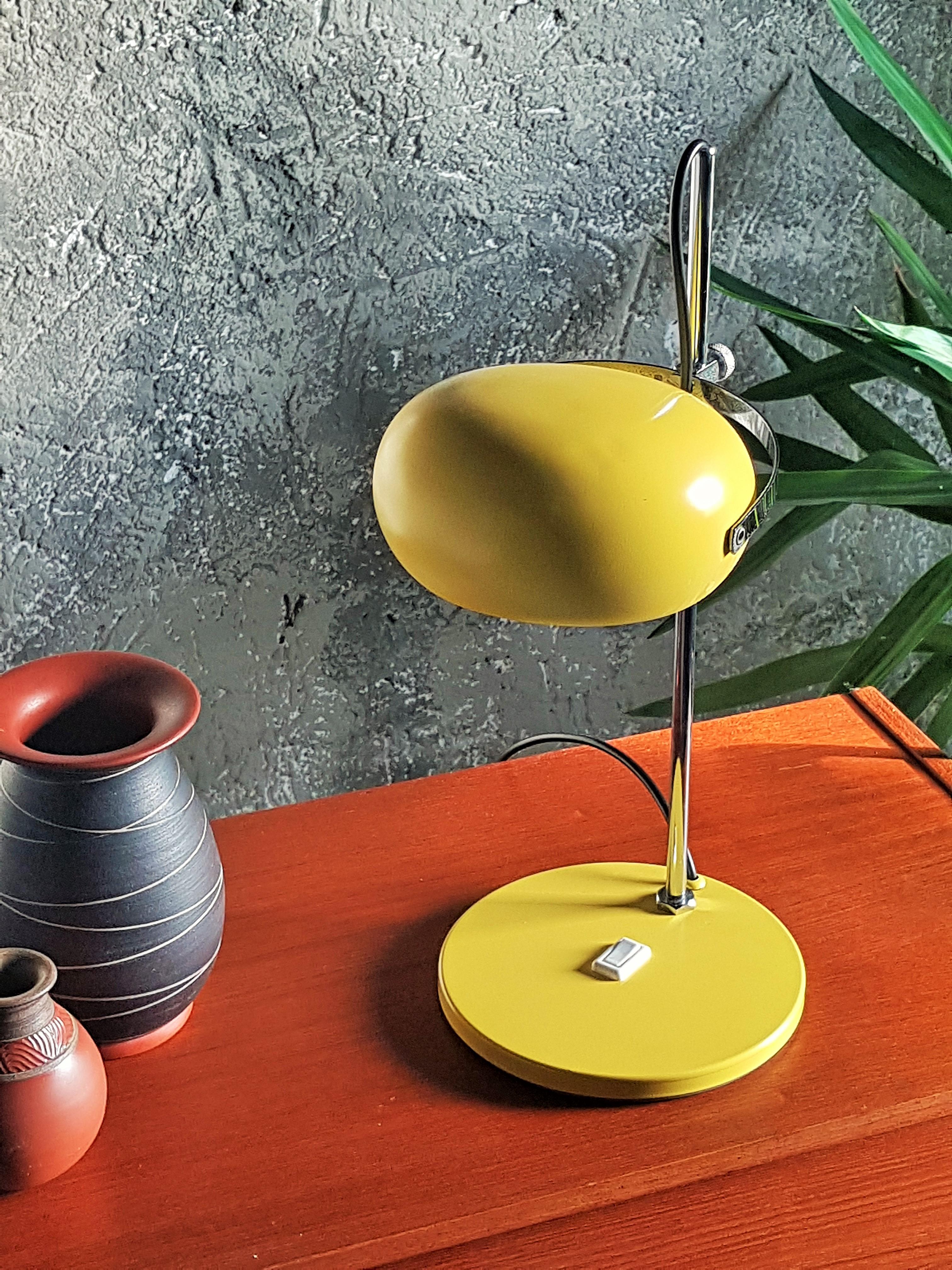 Mid-Century Pop Art Desk Table Lamp, Italy 1970 For Sale 1