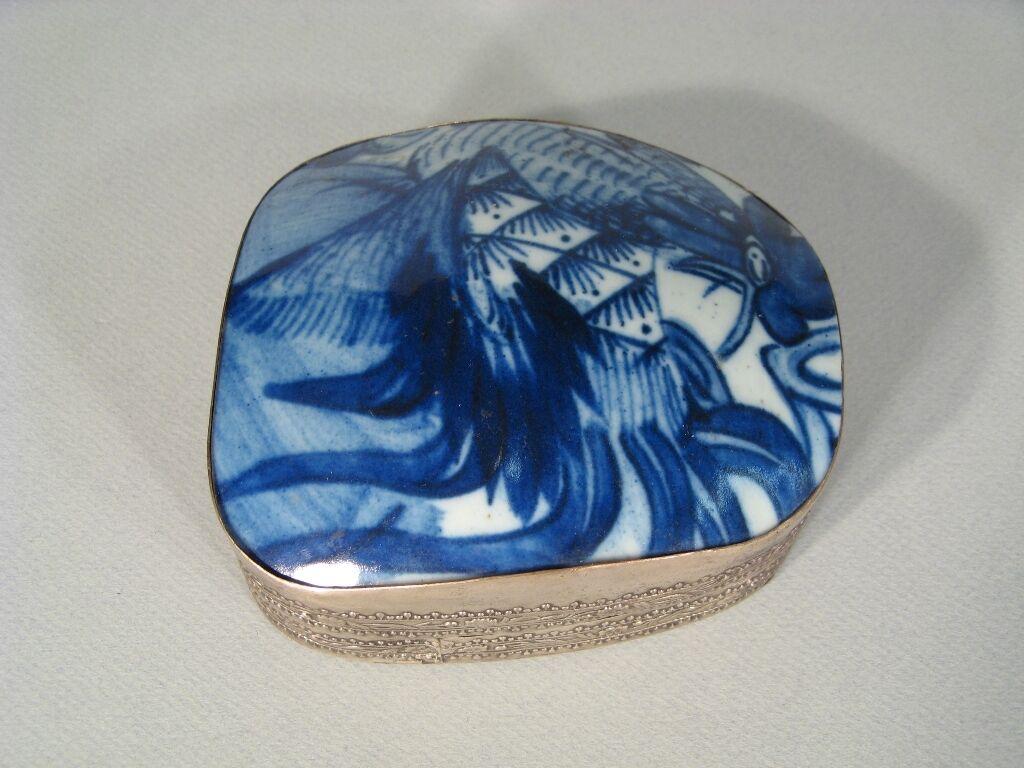 Mid-Century Porcelain and Metal Box with Rooster Motif -1Y36 3