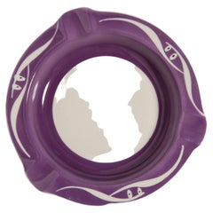 Posacenere in porcellana viola, Europa, metà secolo, 1970