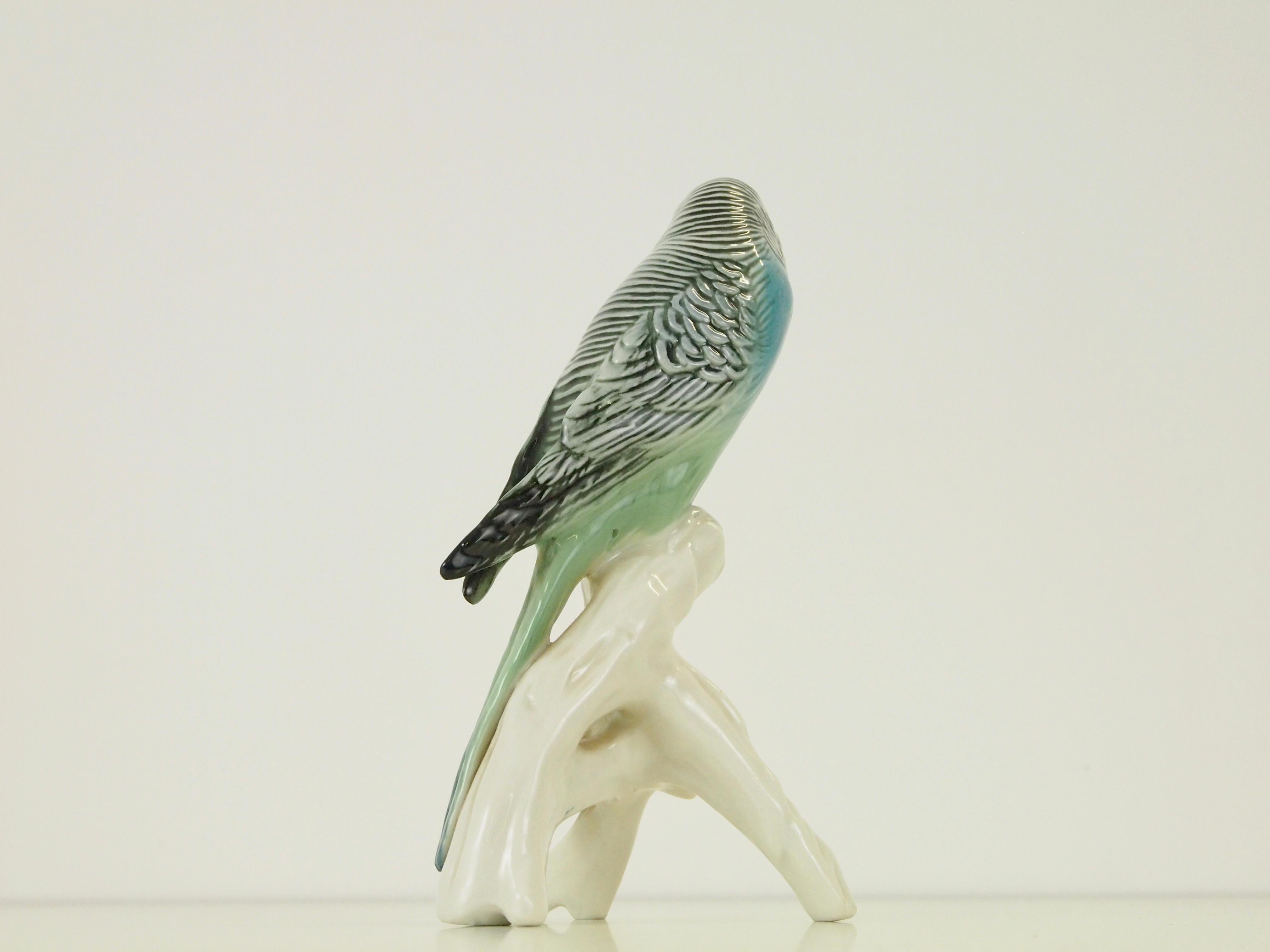 Midcentury Porcelain Figurine Depicting a Parrot by Porzellanfabrik Karl Ens For Sale 6