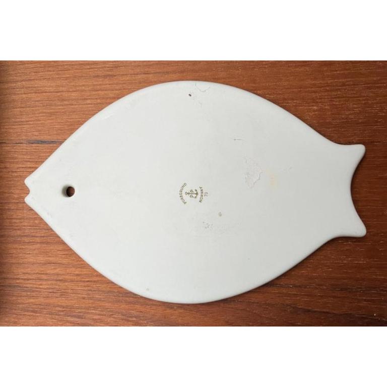 Assiette murale en porcelaine du milieu du siècle dernier de Porsgrund, Norvège, années 1960 en vente 1