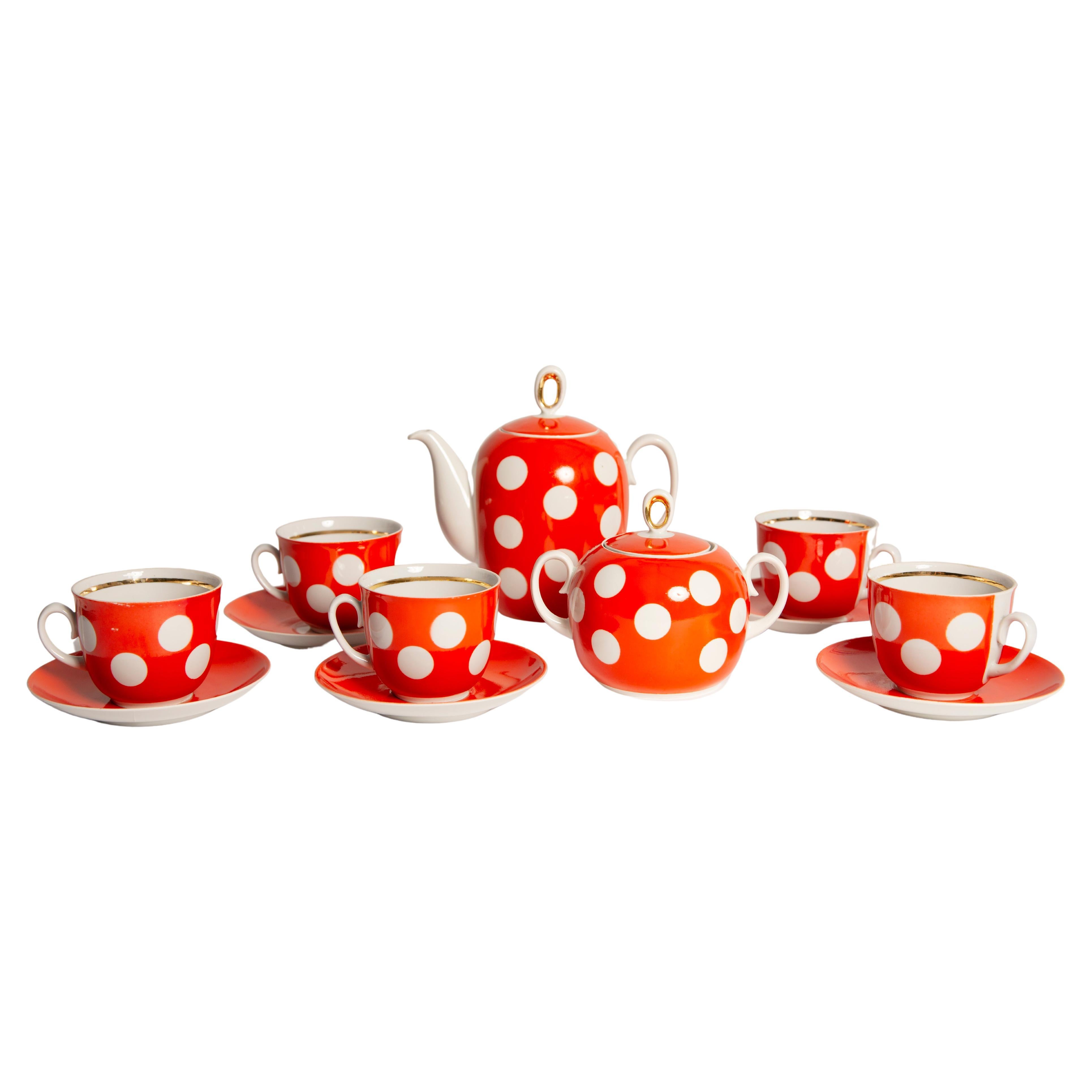 Midcentury Porcelain Red Dots Tea Coffee Service Jug and Cups, Poland, 1960
