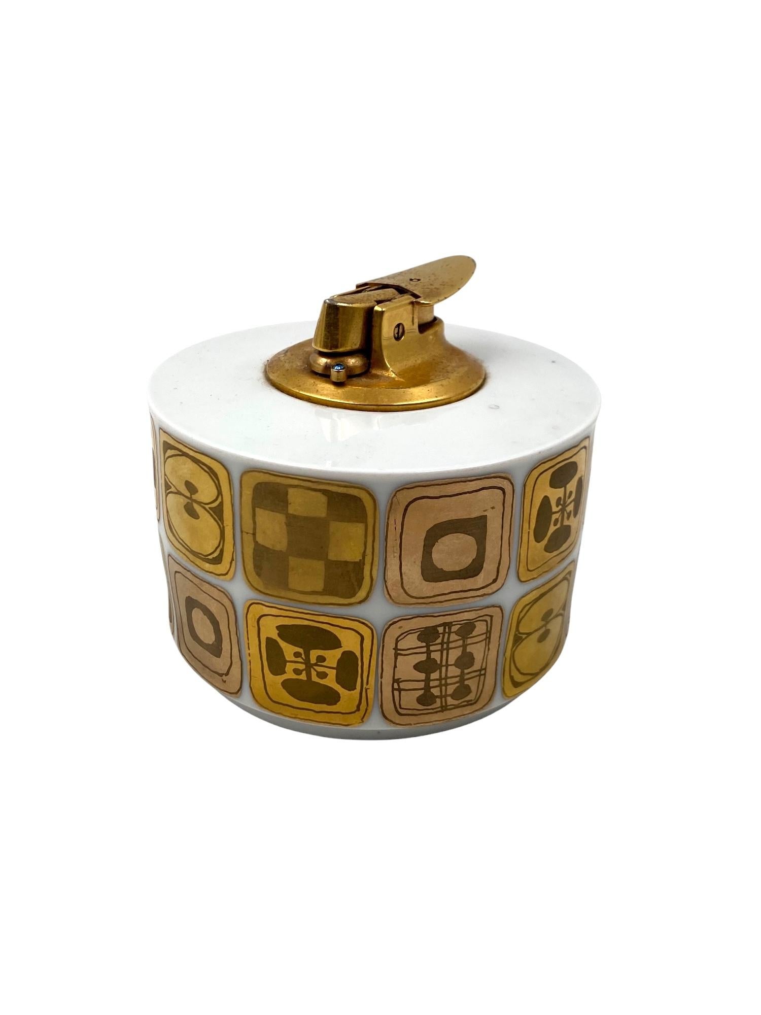 Mid-century porcelain table lighter, Bjorn Wiinblad for Rosenthal, 1970s For Sale 3