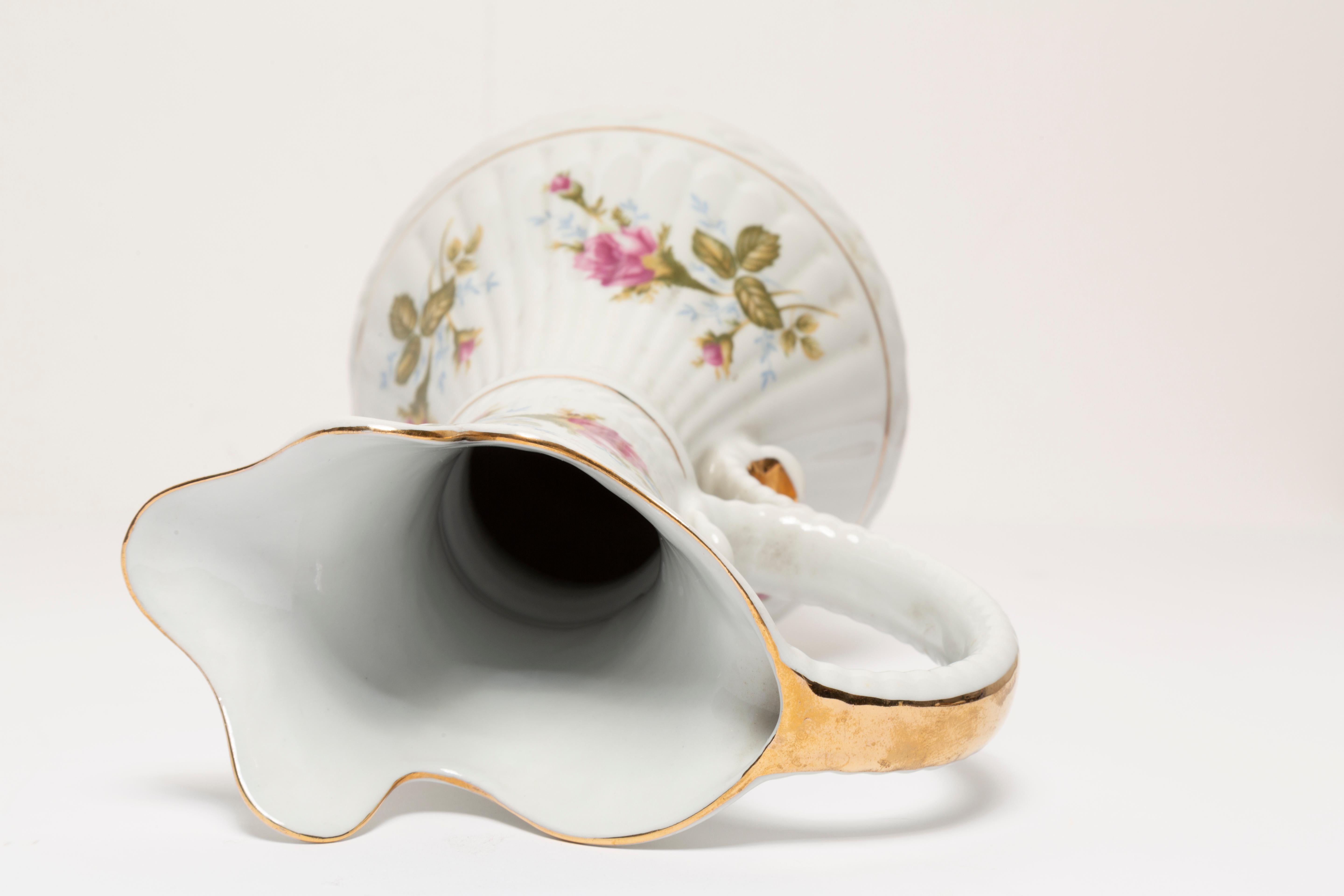Midcentury Porcelain Tea Pot, Europe, 1960s For Sale 4