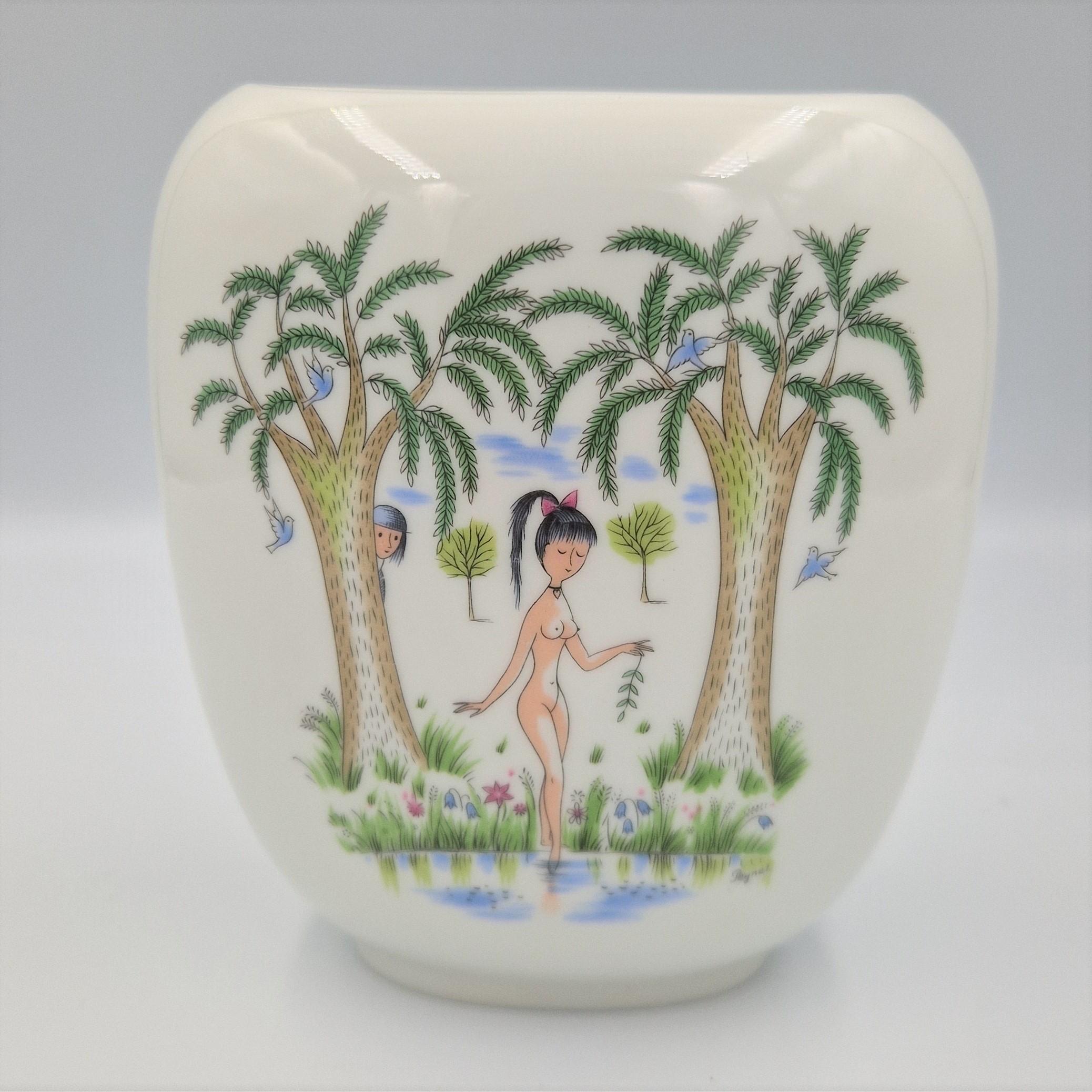 This item are made of porelain, hand painted and signed from Raymond Peynet.