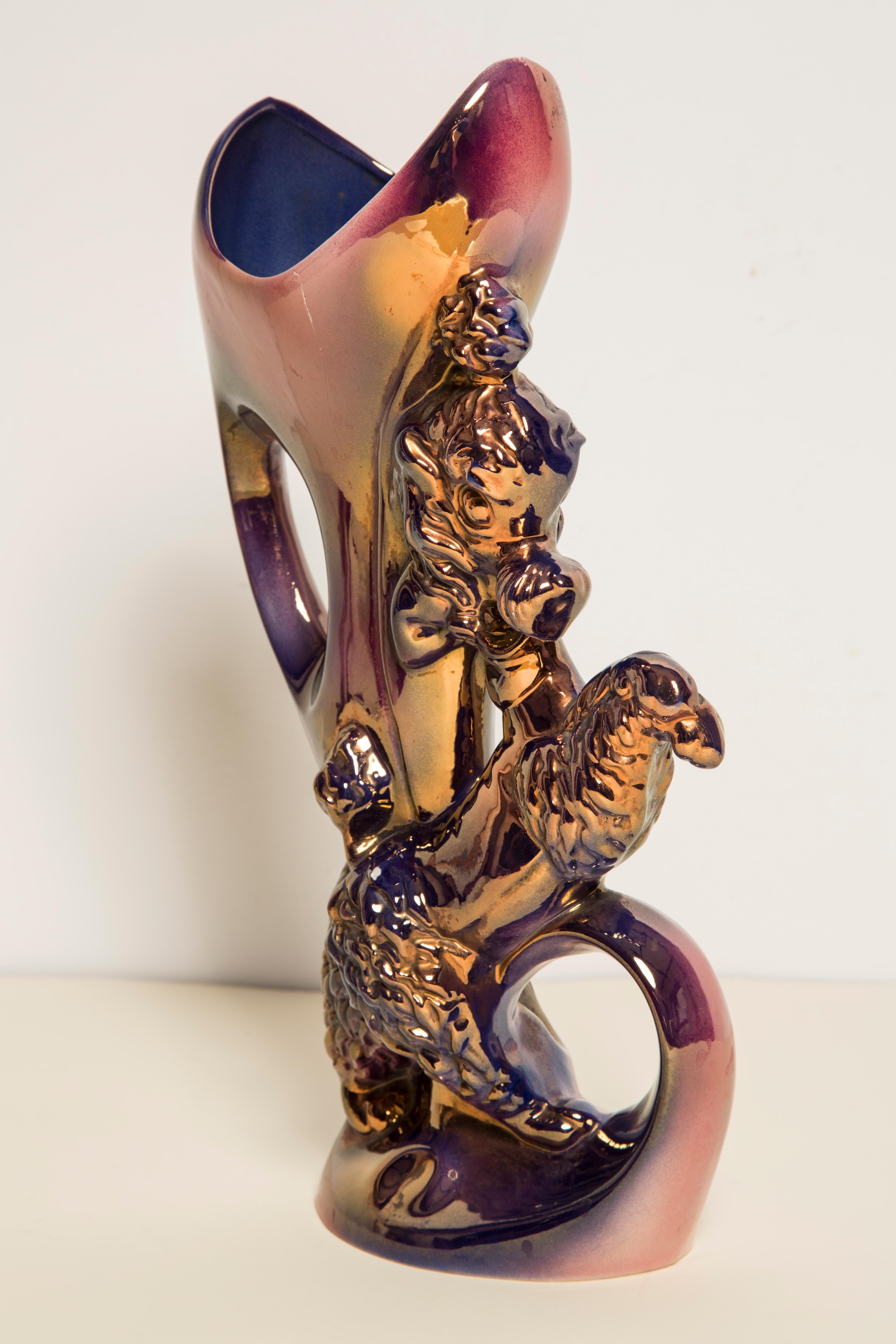 Jarrón de porcelana de mediados de siglo con perro caniche, pintado a mano, Europa, años 60 en venta 3