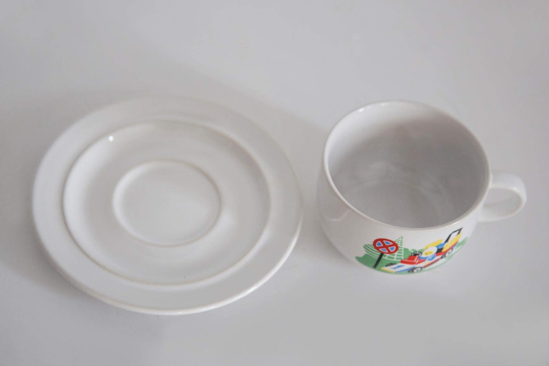 Servicio de tazas de café y té de porcelana blanca de mediados de siglo Lego Fórmula 1, Polonia, 1960 siglo XX en venta
