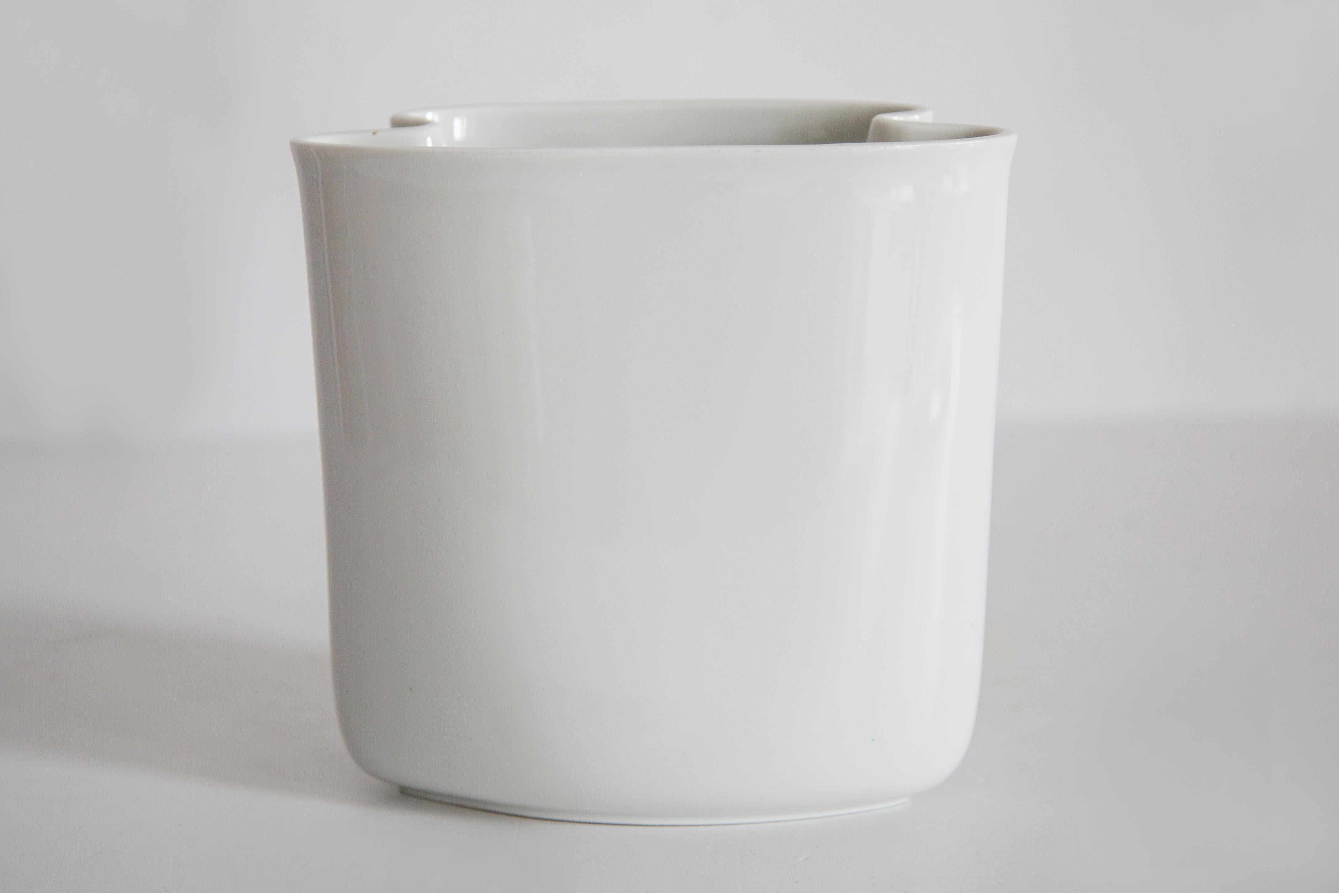 Vase blanc du milieu du siècle, peint à la main, Thomas, Allemagne, années 1960 en vente 2
