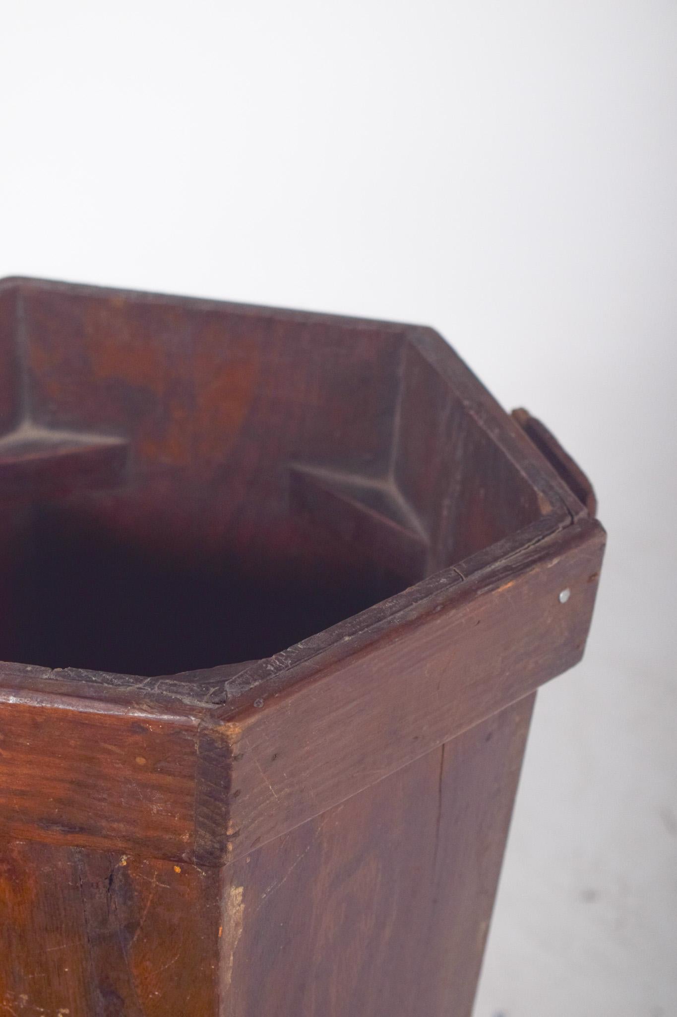 Mid-Century Portuguese Hexagonal Trash Can For Sale 1