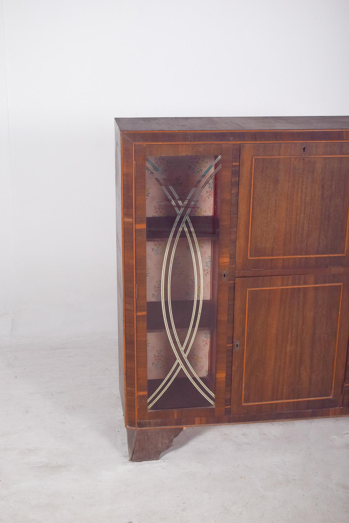 Portugiesischer Palisander-Vitrinenschrank aus der Mitte des Jahrhunderts (Moderne der Mitte des Jahrhunderts) im Angebot