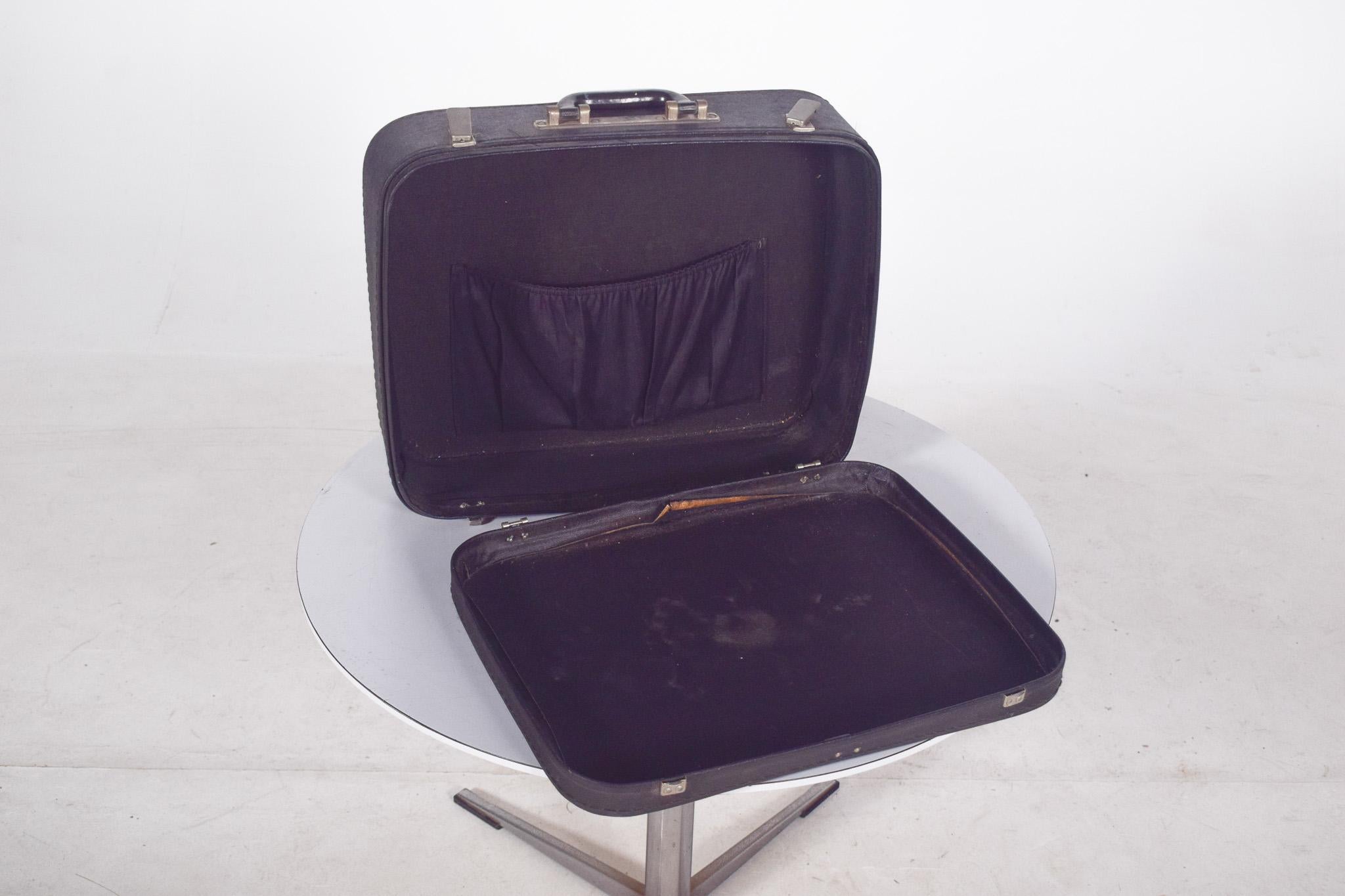 Portugais Valise portugaise du milieu du siècle en vente