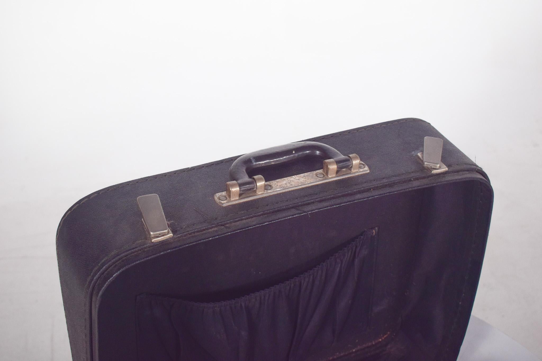 Valise portugaise du milieu du siècle en vente 1