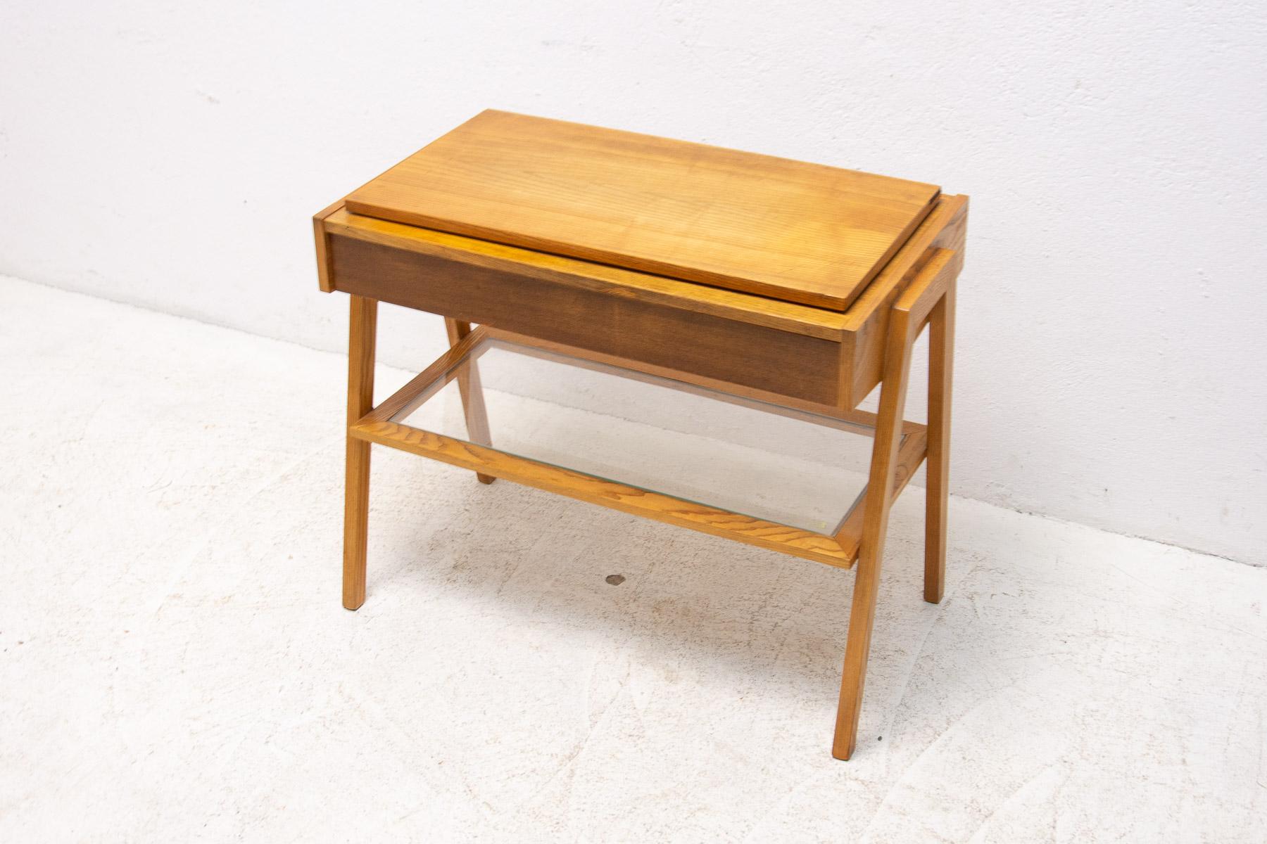 Mid-Century Positioning Side or TV Table, Czechoslovakia, 1960's For Sale 9