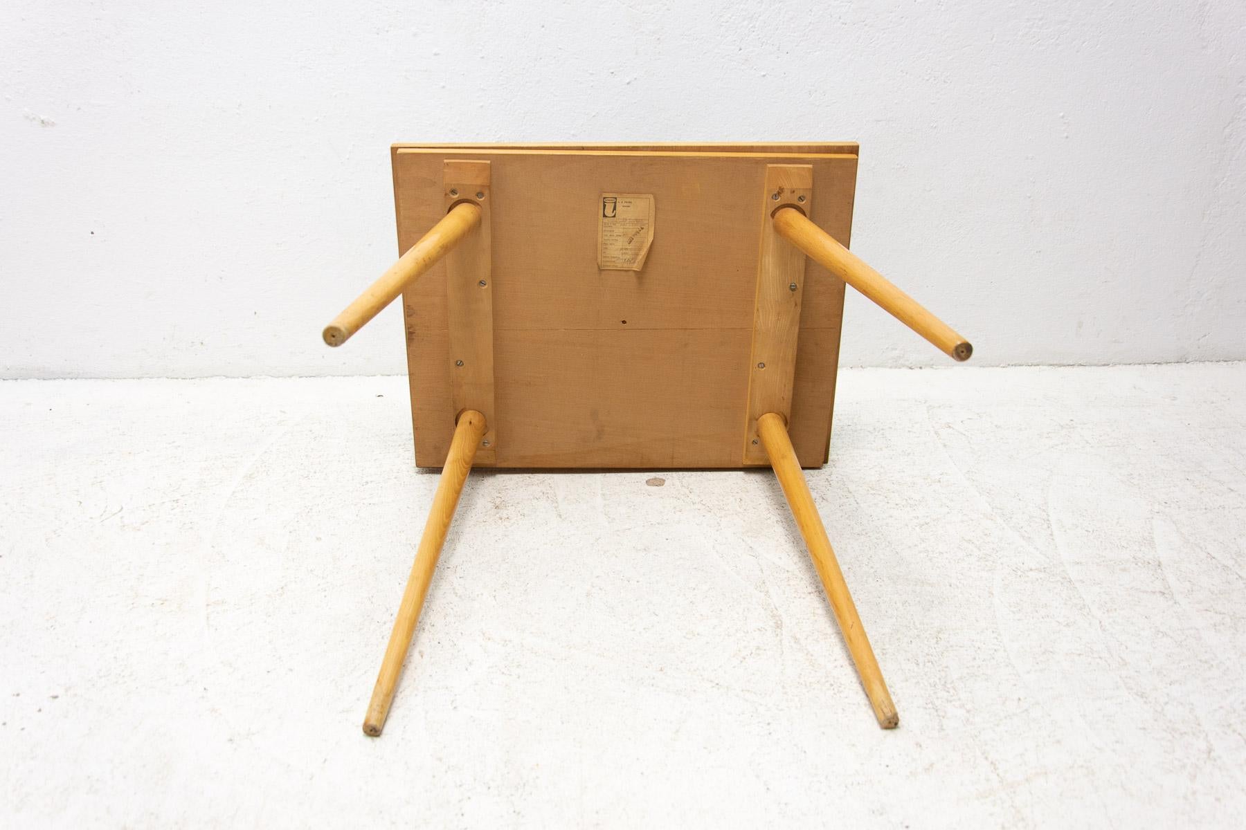 Midcentury Positioning Side Table by Interiér Praha, Czechoslovakia, 1960s For Sale 7