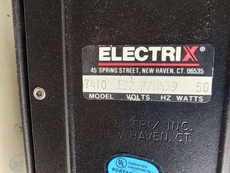 Mid Century Post Modern Gooseneck Fully Flexible Desk Lamp by Electrix ...