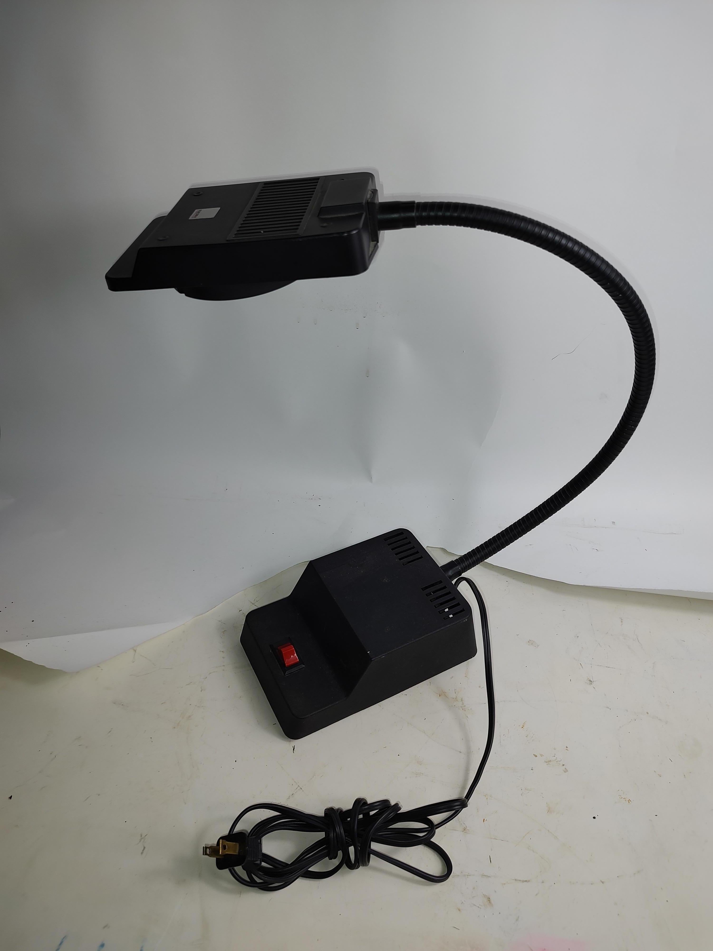 Mid Century Post Modern Gooseneck Fully Flexible Desk Lamp by Electrix