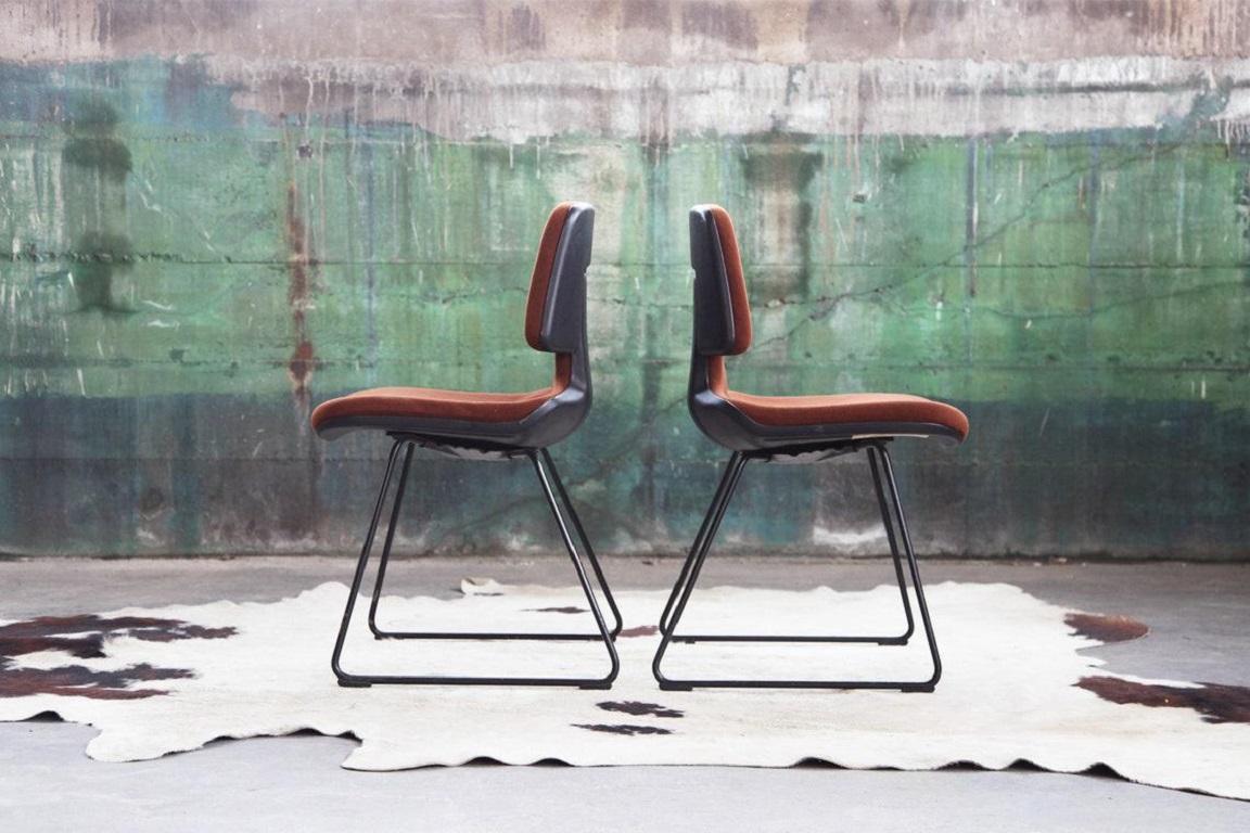 20th Century Midcentury Post Modern Herman Miller Brown Wool Eames Dining Chair, 1970s For Sale