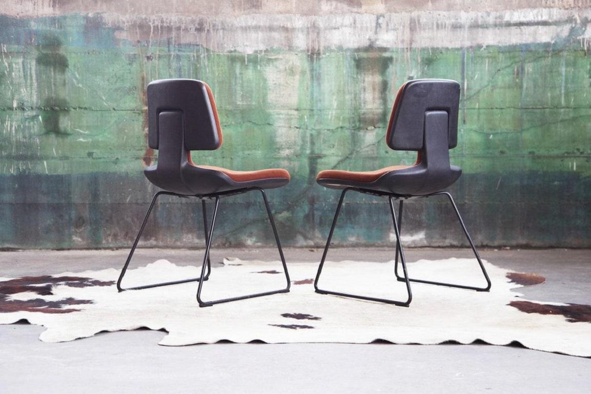 Postmoderner Herman Miller Eames Dining Chair aus brauner Wolle, 1970er Jahre im Angebot 3