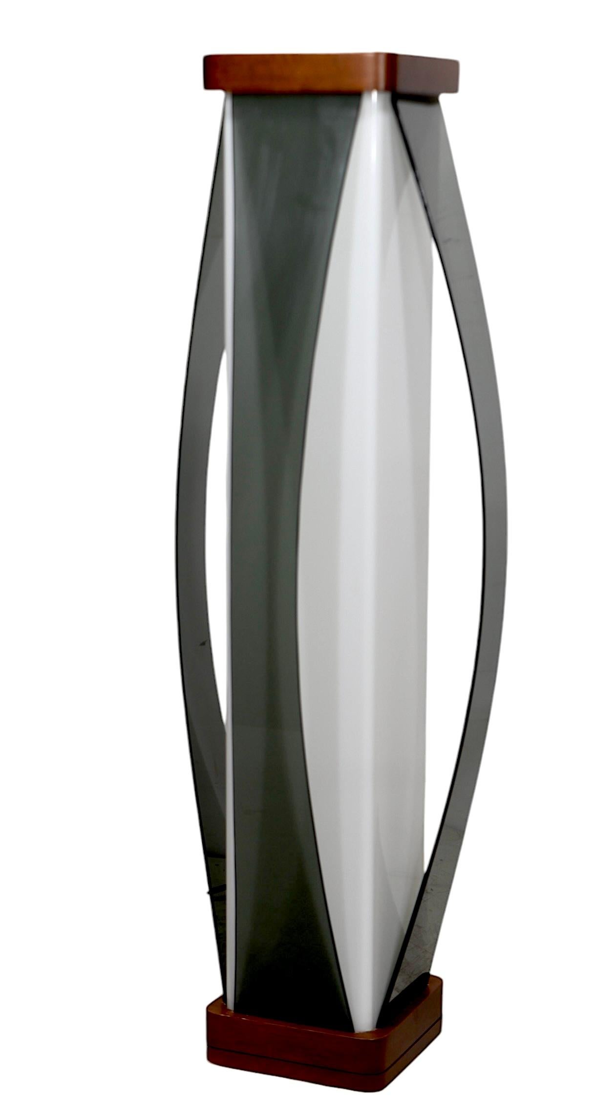 Mid Century Post  Moderne Tischleuchte in Tótem-Form von Adrian Pearsall für Modeline im Angebot 8