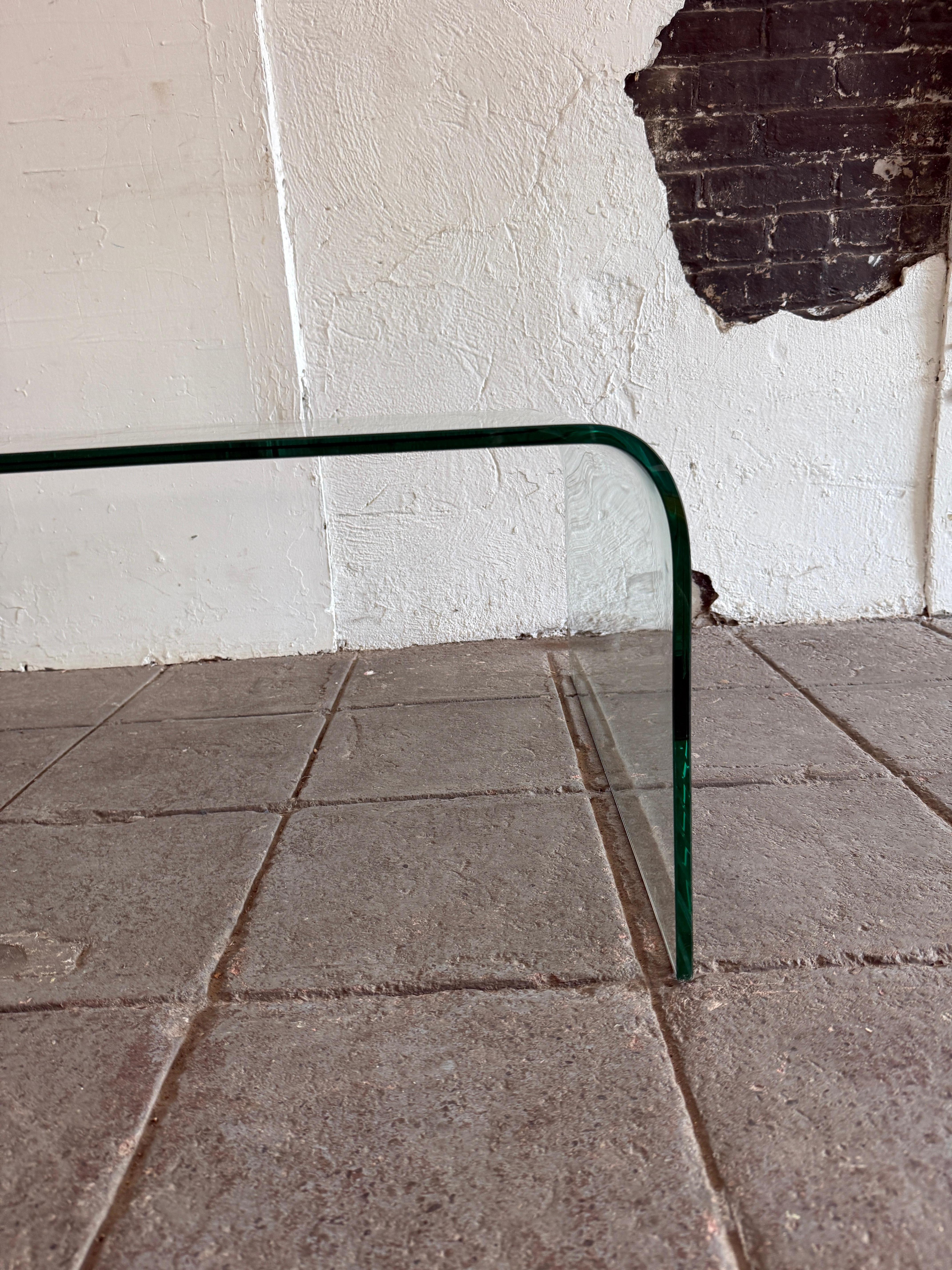 Mid century Postmodern glass waterfall coffee table In Good Condition For Sale In Brooklyn, NY