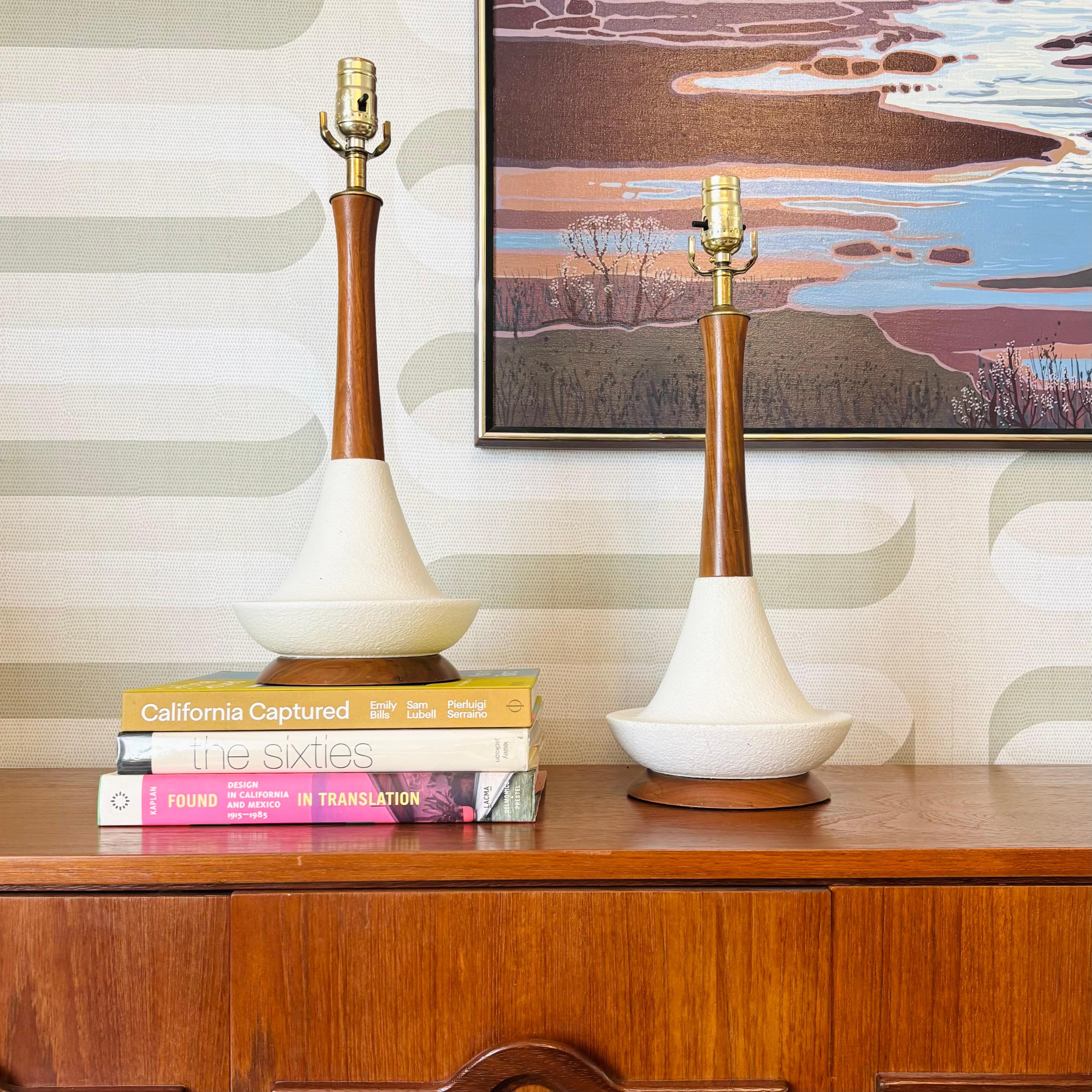 Mid Century Pottery and Wood Table Lamps - Set of 2 In Good Condition For Sale In Fairfield, CA