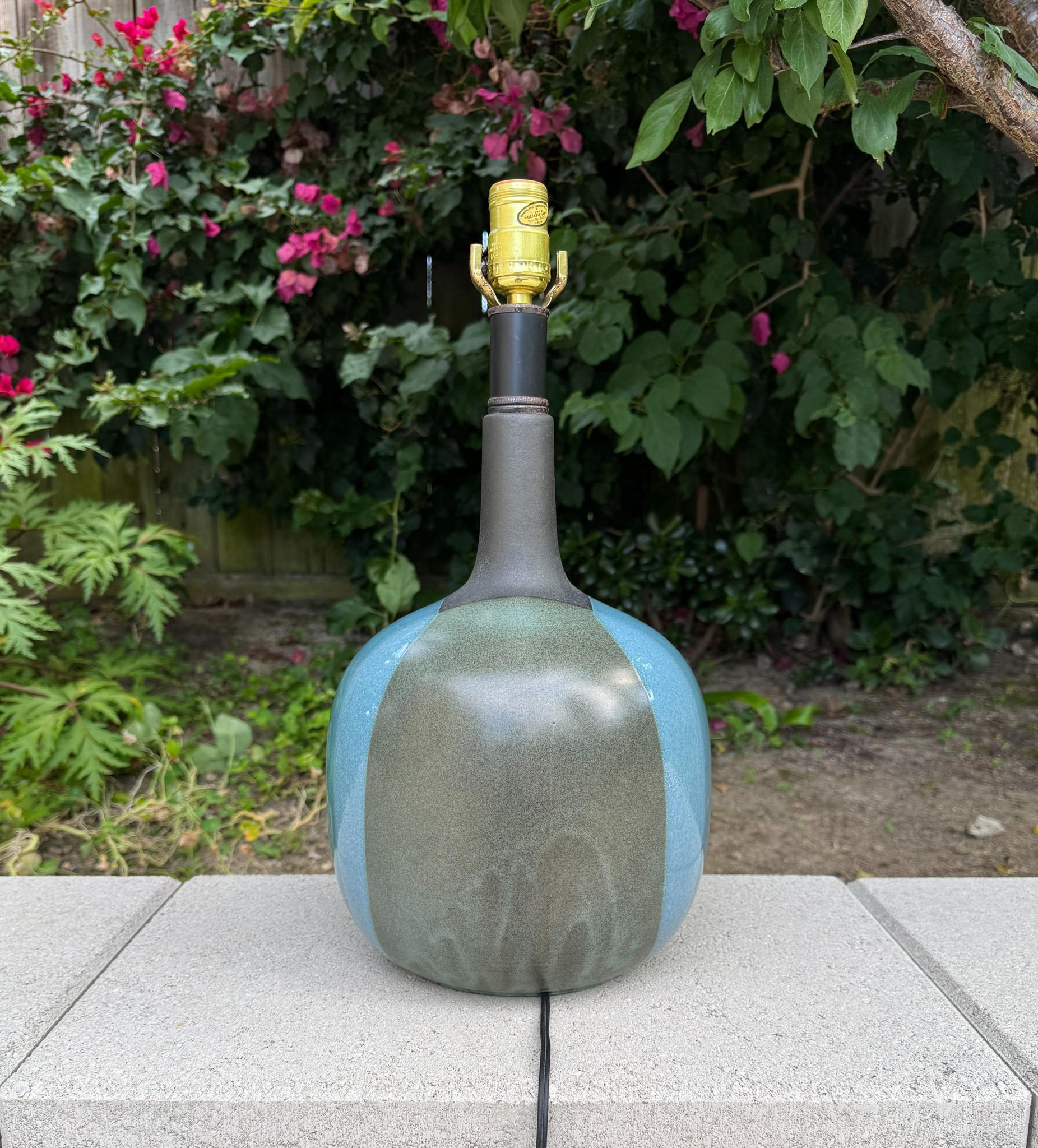20th Century Mid Century Pottery Craft USA Flame Glaze Ceramic Lamp, c.1970 For Sale