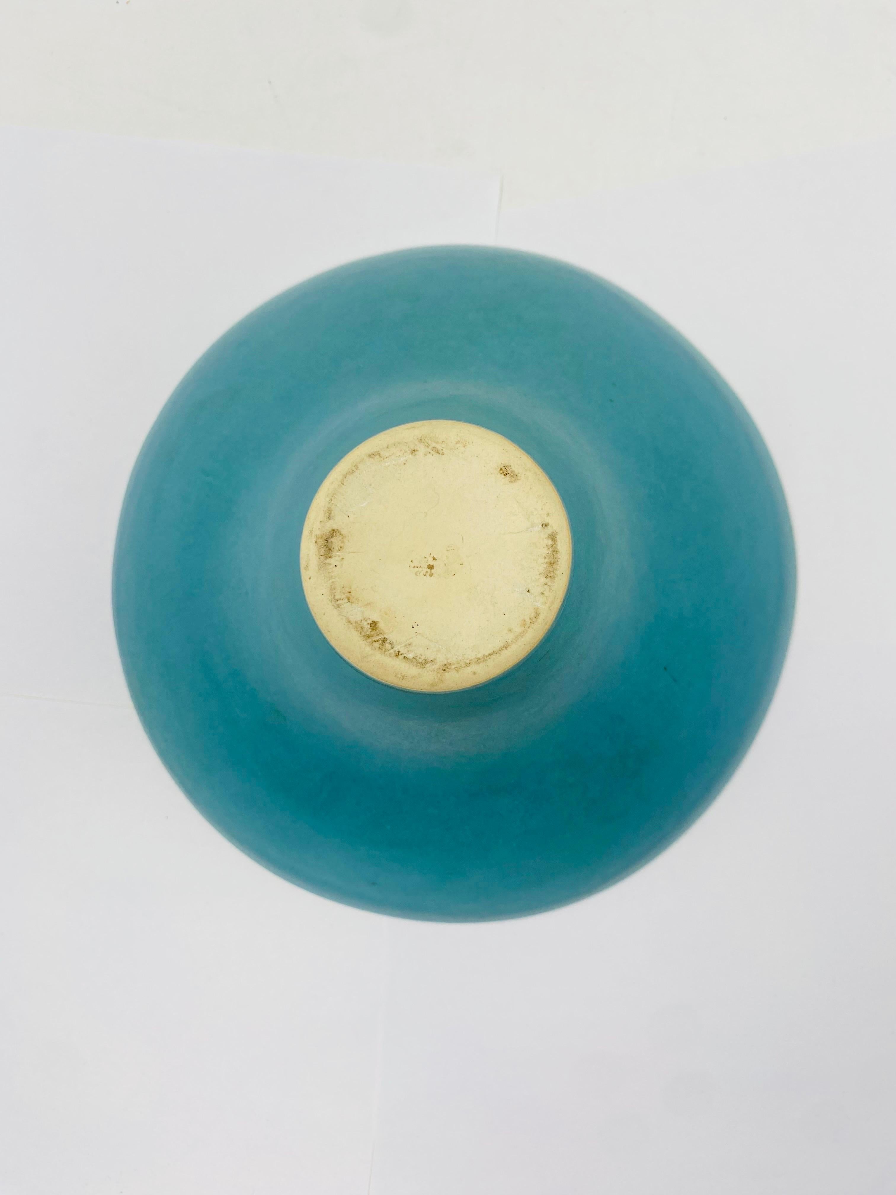 Vaso da fiori Ikebana Suiban in ceramica della metà del secolo, firmato, Giappone In condizioni buone in vendita a San Diego, CA