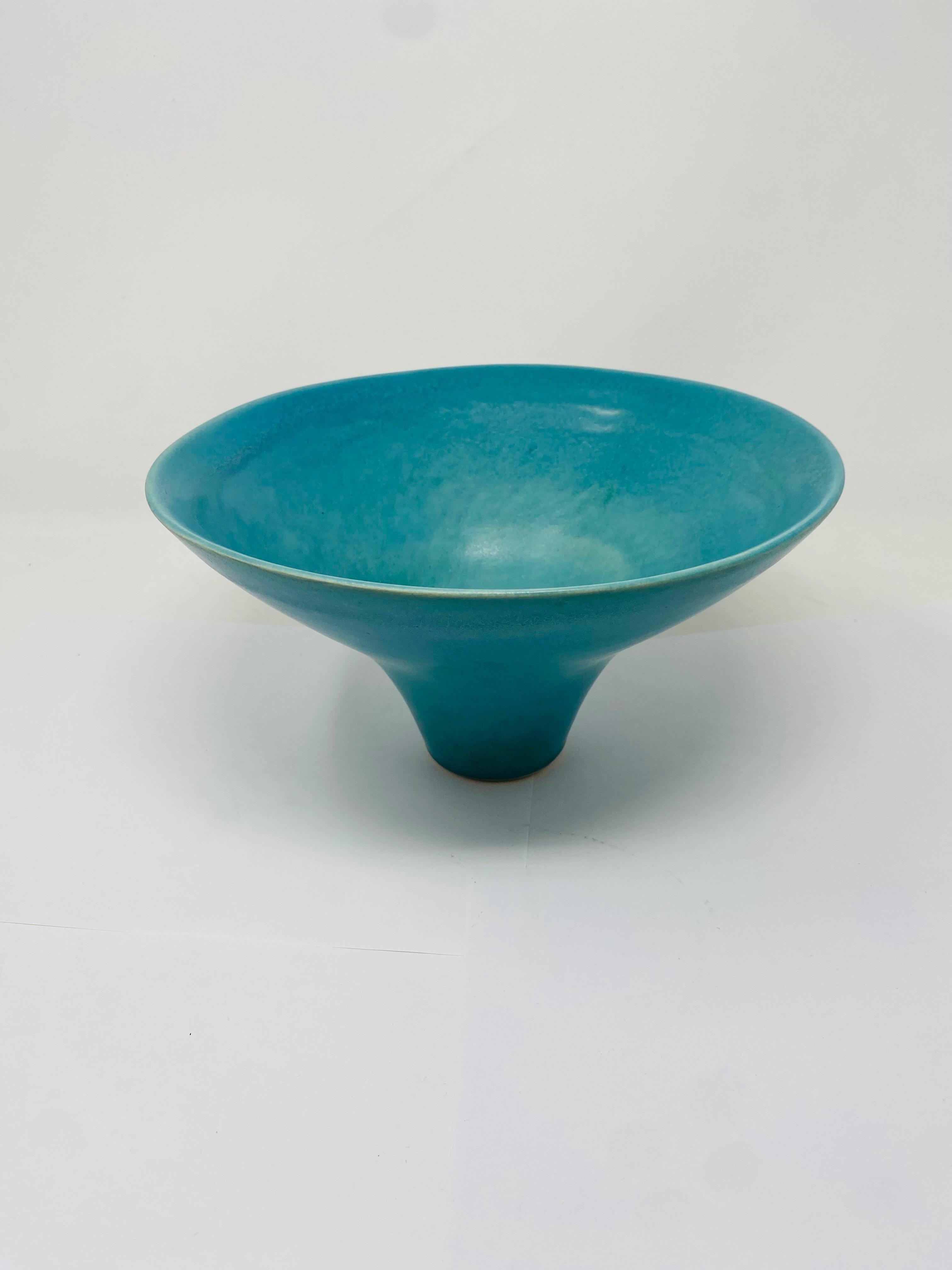 Ceramica Vaso da fiori Ikebana Suiban in ceramica della metà del secolo, firmato, Giappone in vendita
