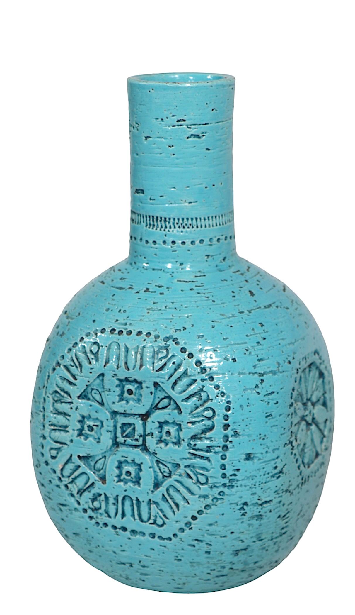 Mid Century Pottery Vase  Imported by Raymor c 1950's For Sale 11
