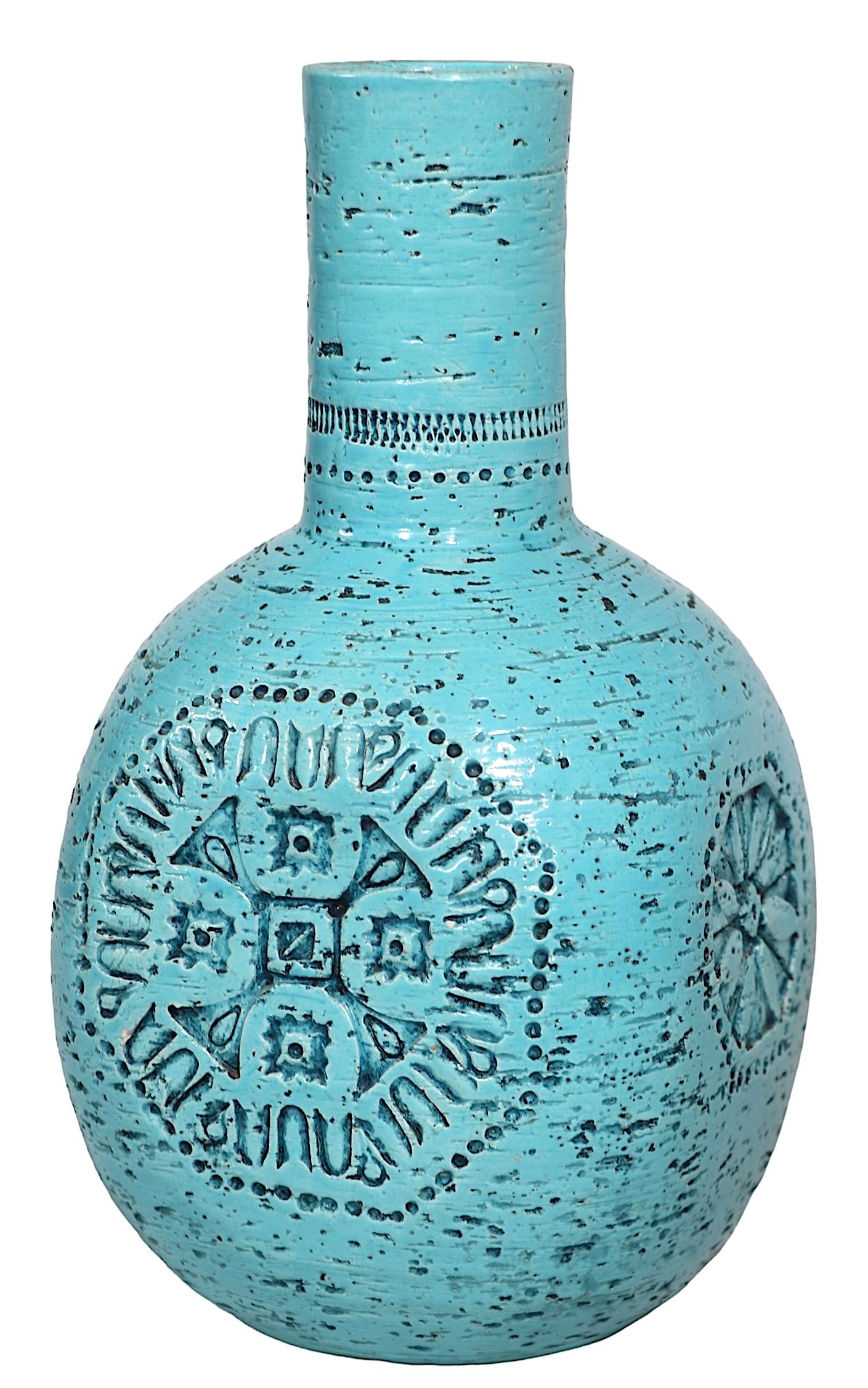 italien  Vase en poterie du milieu du siècle  Importé par Raymor vers les années 1950 en vente