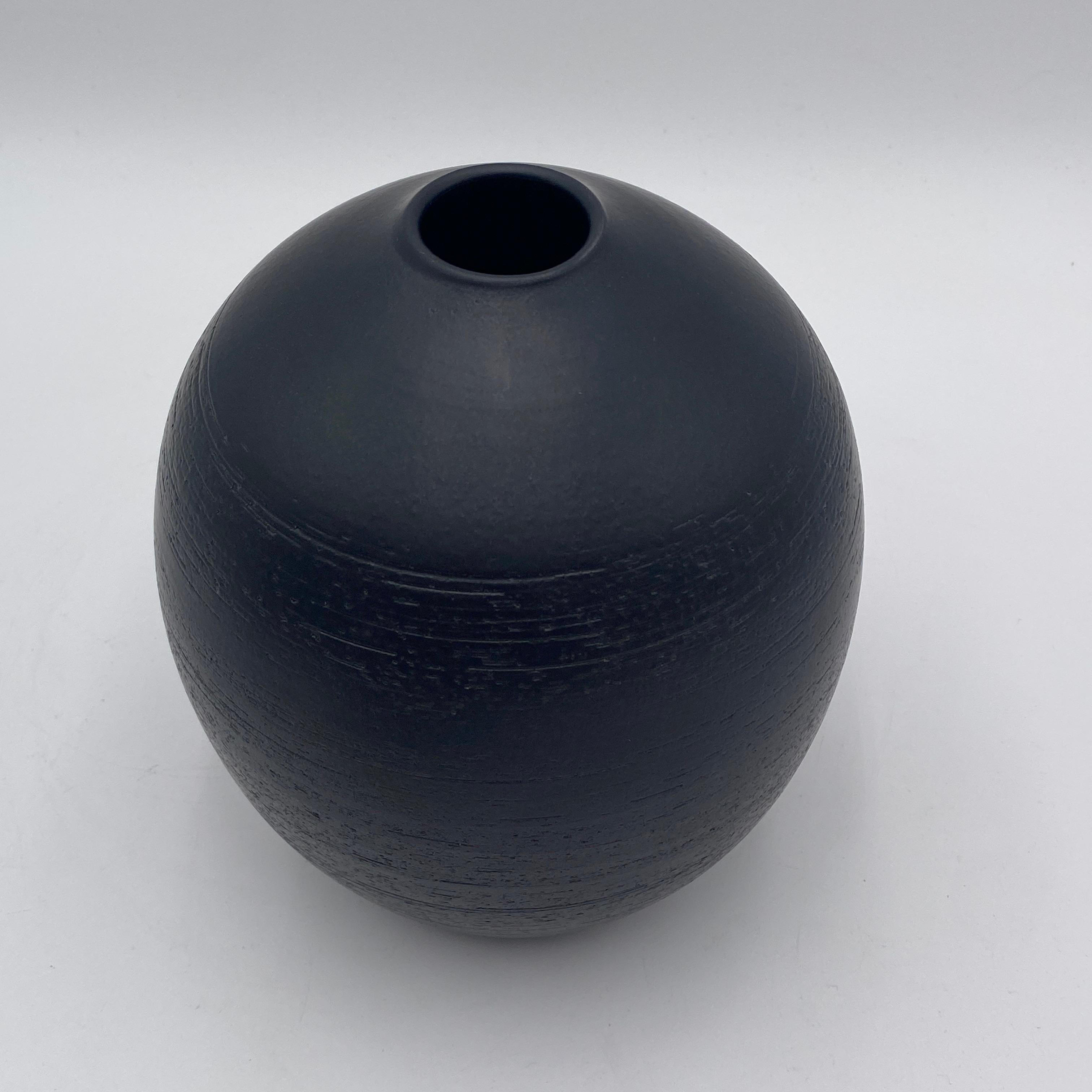 Mid Century Pottery Vase Signed 20th Century For Sale 3